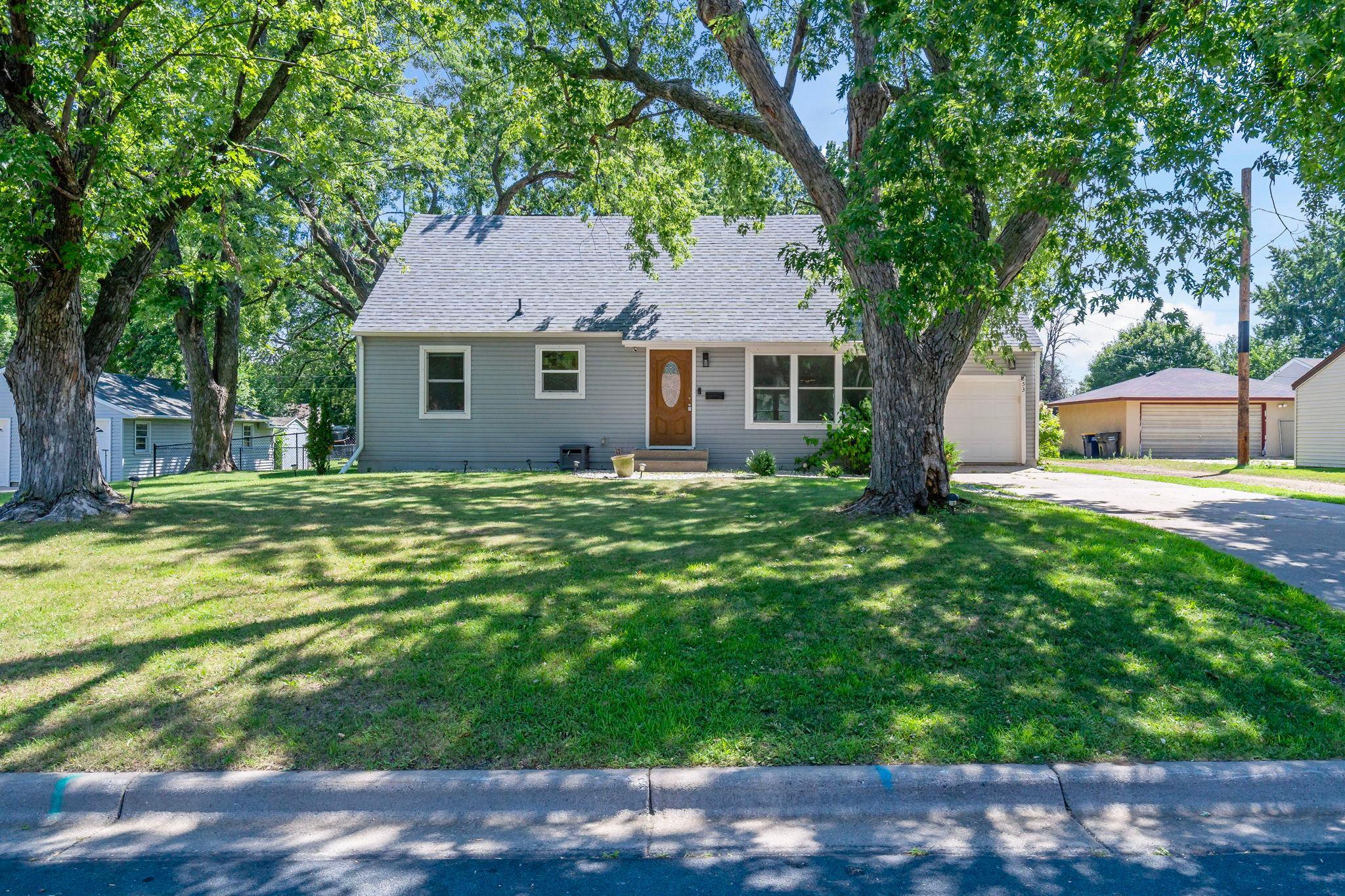 1st image of 853 Minnesota St S, Shakopee, MN 55379 | MLS# 7024292