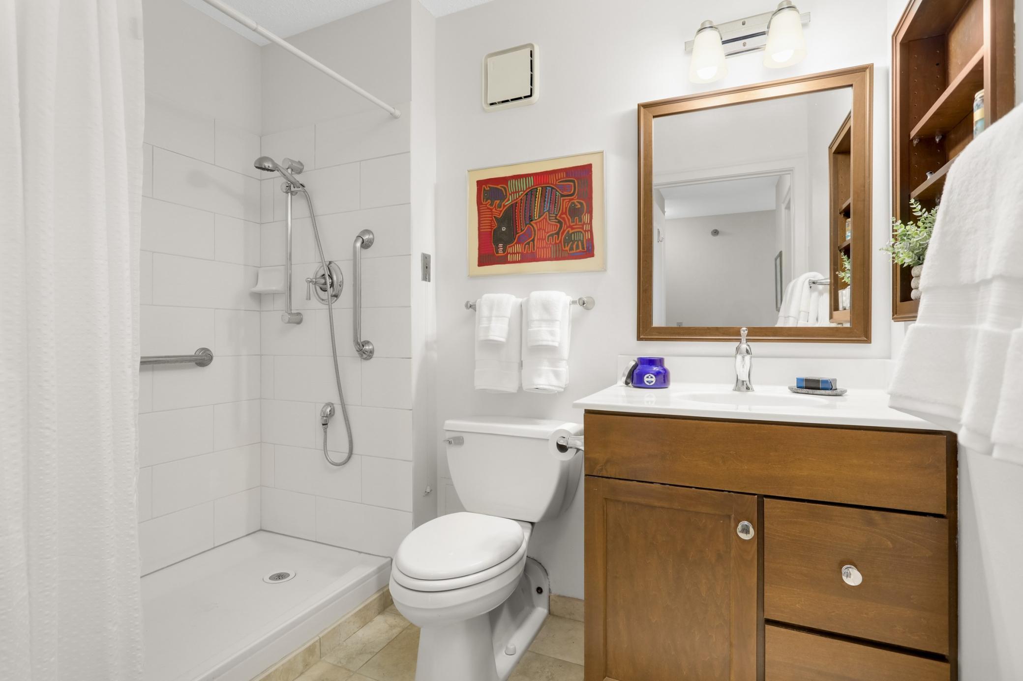 Homes for sale in Golden Valley, MN | 7600 Golden Valley Rd #709, Golden Valley, MN 55427 | MLS# 7024381