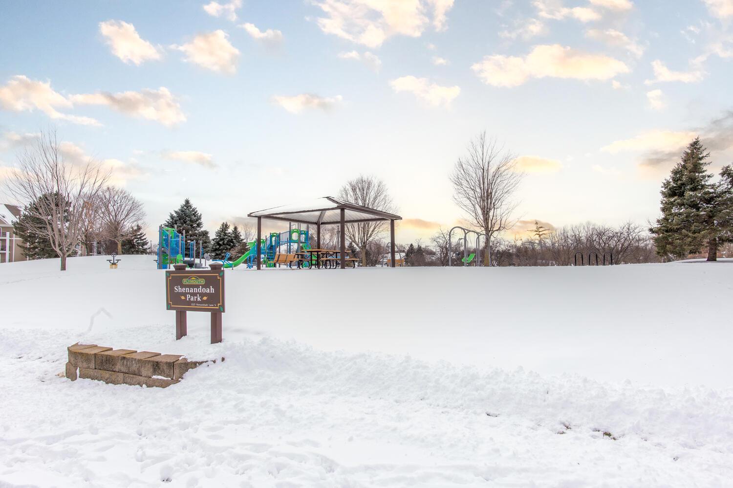 Homes for sale in Plymouth, MN | 15665 24th Ave N #H, Plymouth, MN 55447 | MLS# 7024870