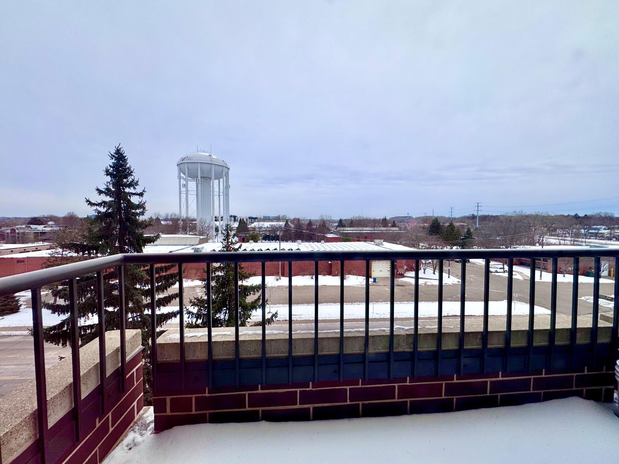 Homes for sale in Golden Valley, MN | 7600 Golden Valley Rd #502, Golden Valley, MN 55427 | MLS# 7025129