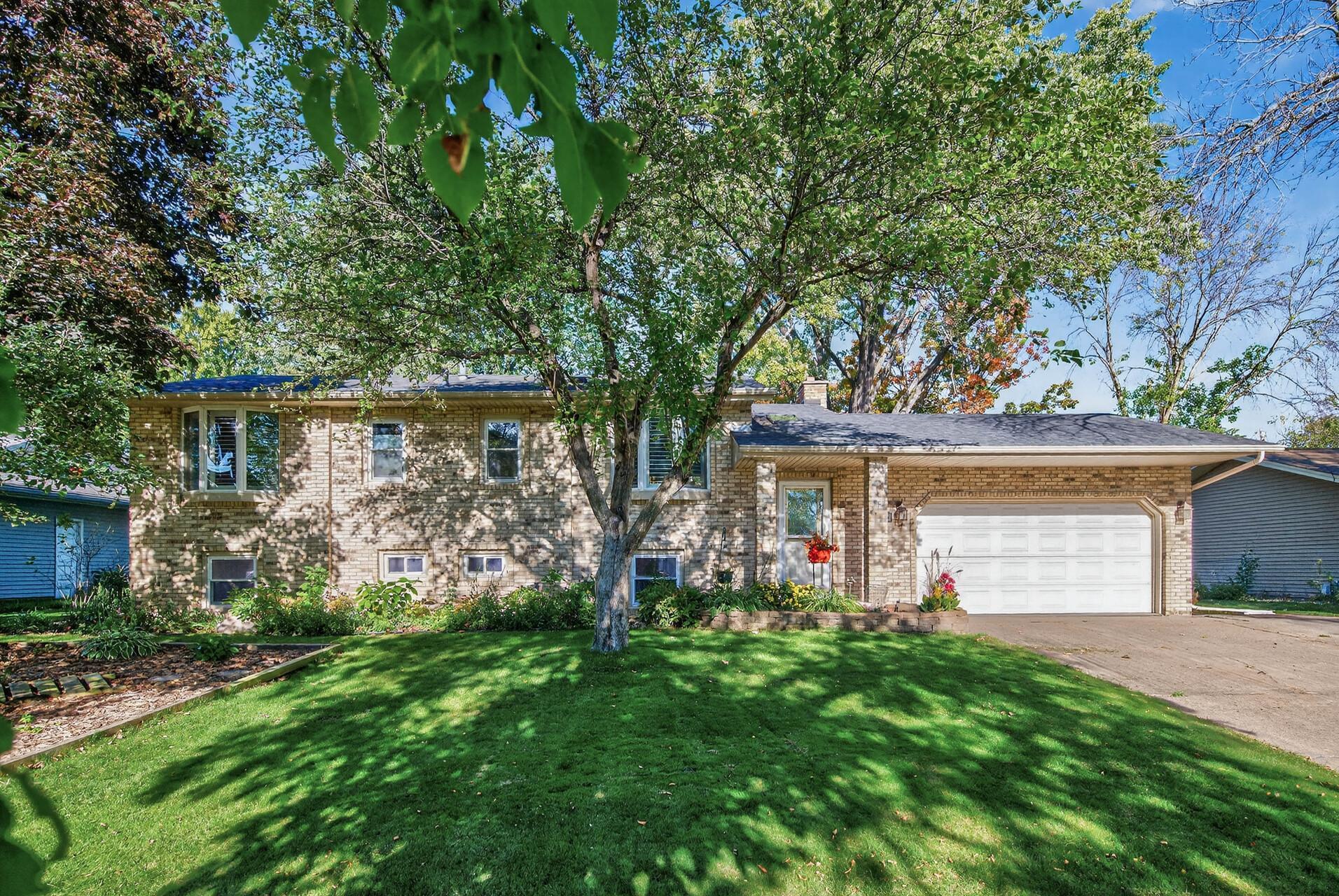 Homes for sale in Coon Rapids, MN | 2701 107Th Ave Nw, Coon Rapids, MN 55433 | MLS# 7025148