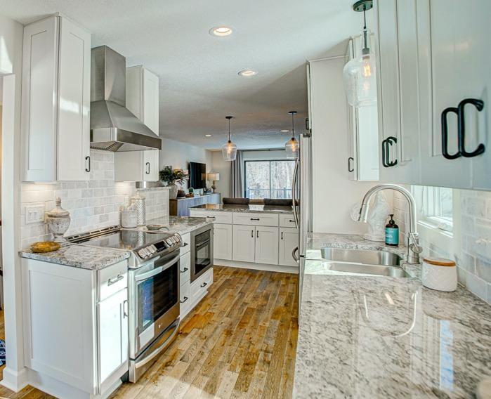 Homes for sale in Shoreview, MN | 4318 Highland Dr, Shoreview, MN 55126 | MLS# 7026041