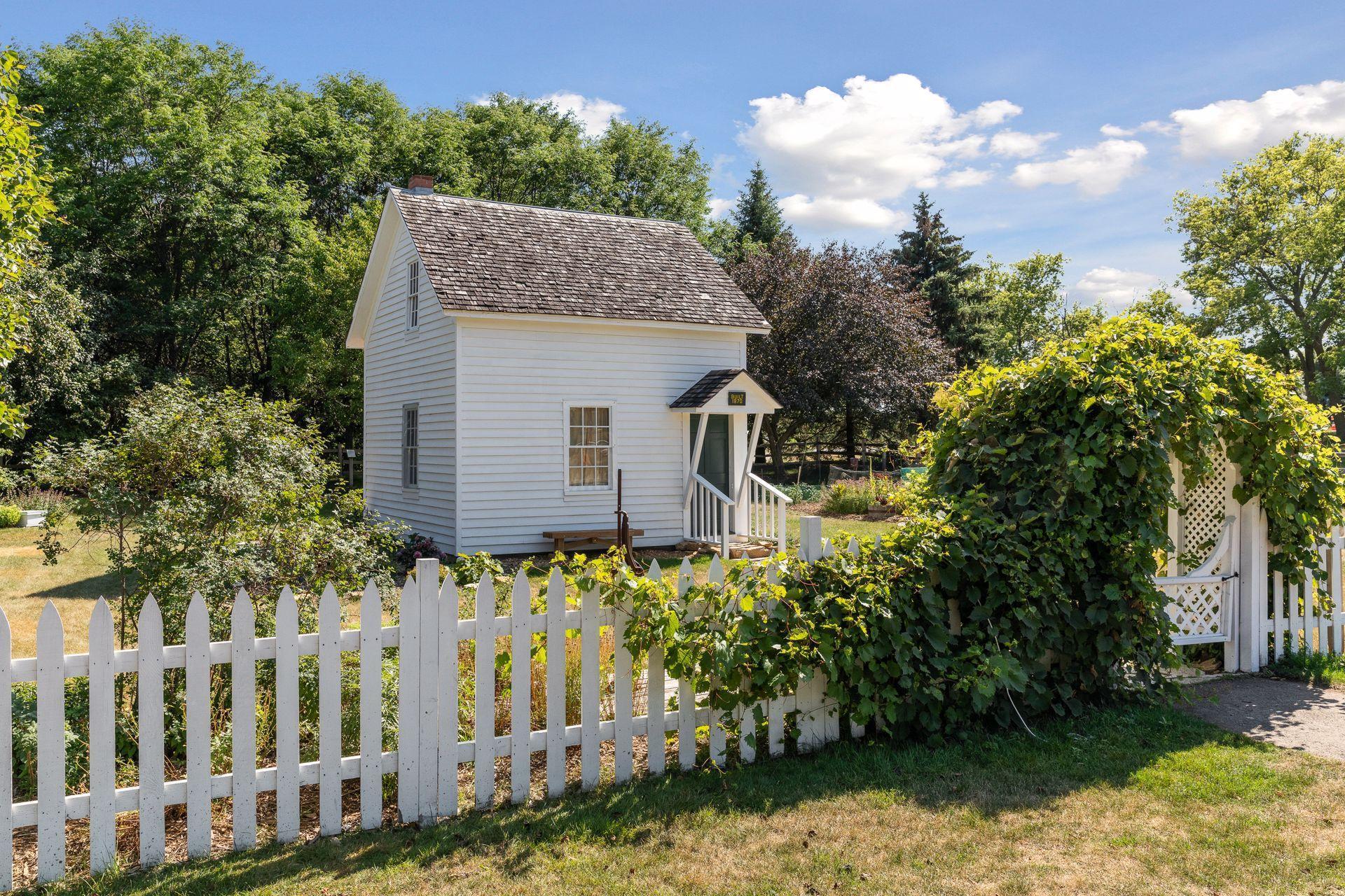 Homes for sale in Woodbury, MN | 2755 Meadow Brook Dr #F, Woodbury, MN 55125 | MLS# 7026167