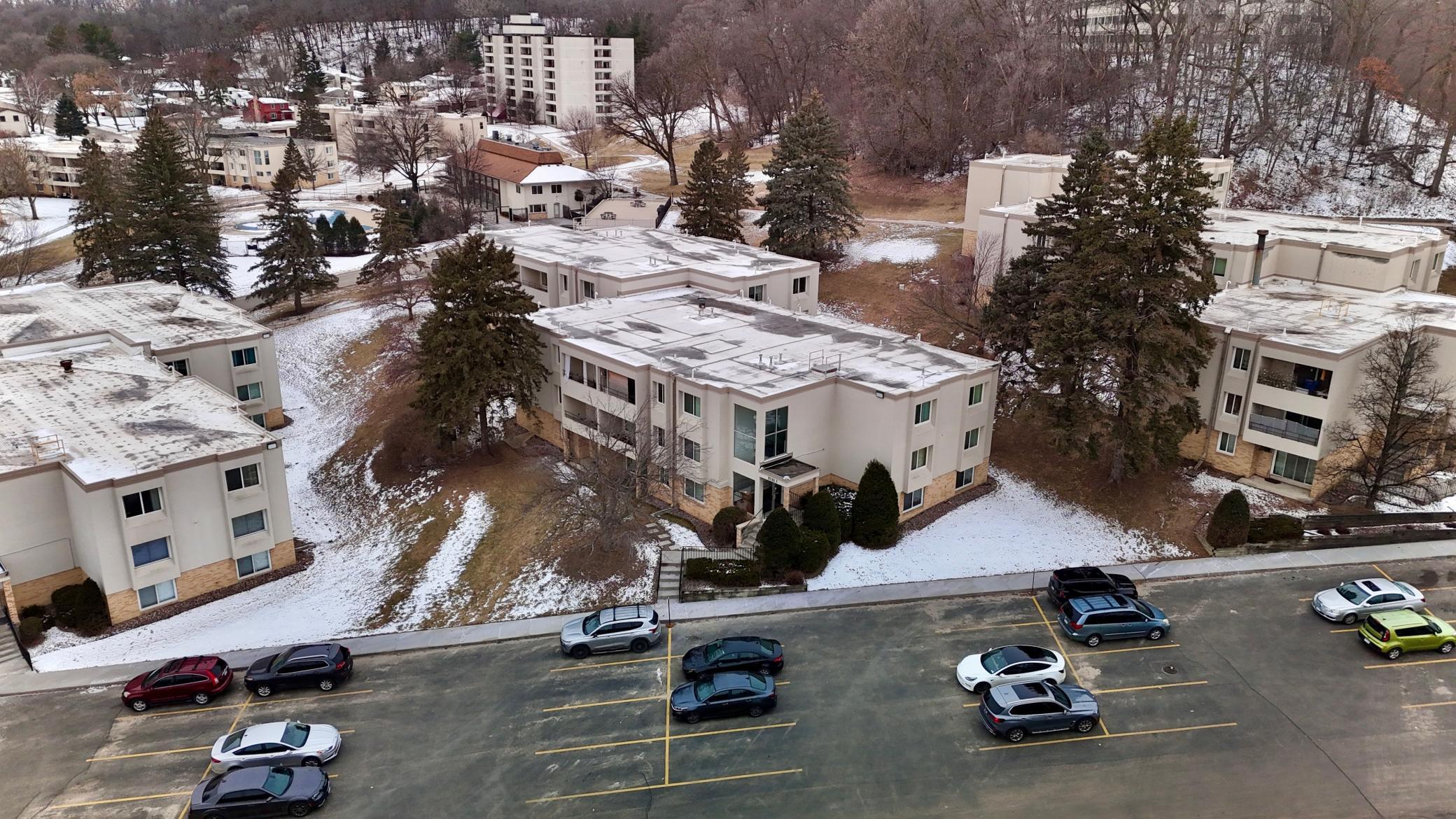 Homes for sale in Rochester, MN | 358 Elton Hills Dr Nw #11, Rochester, MN 55901 | MLS# 7026214