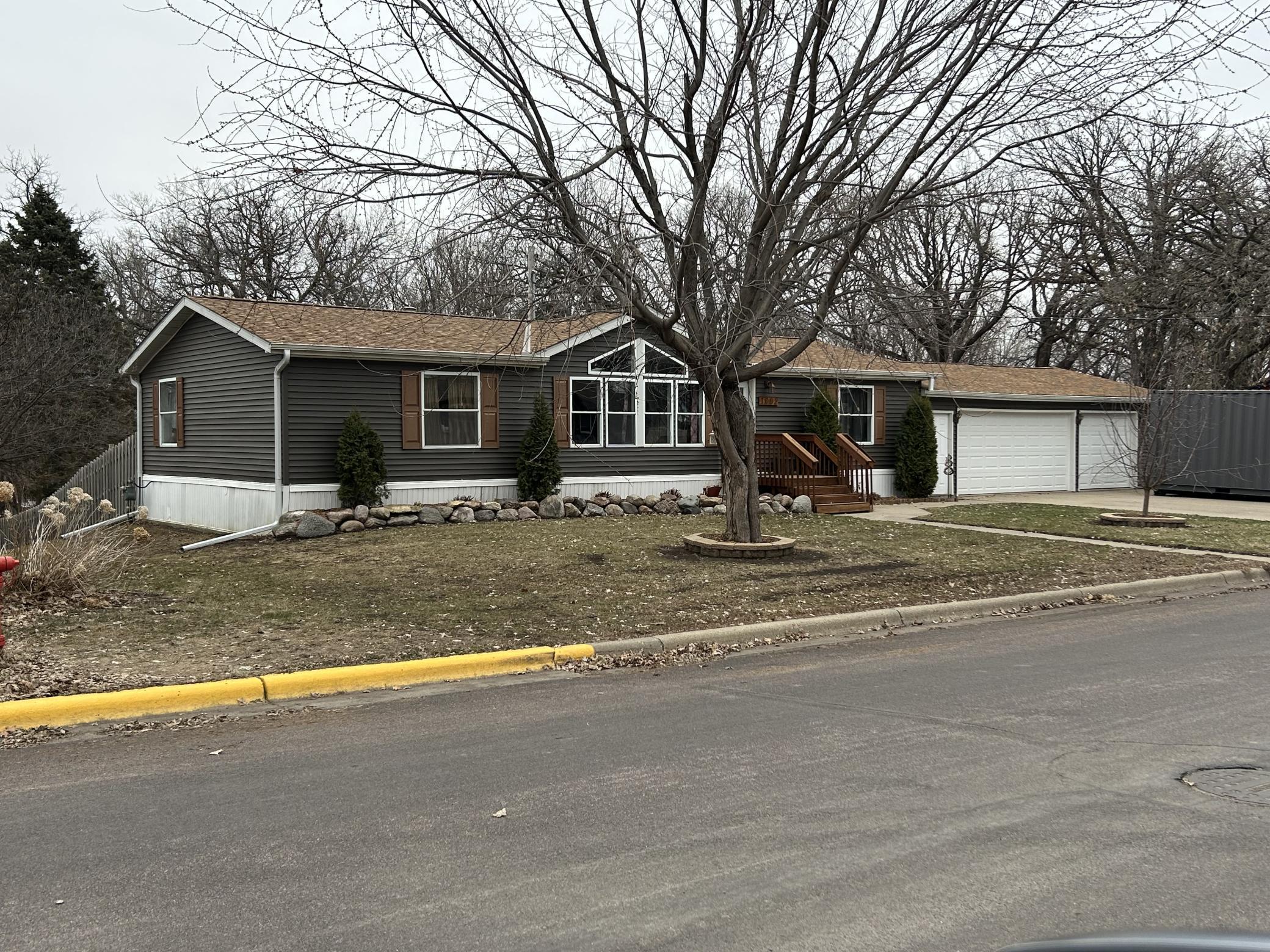 Homes for sale in Brownton, MN | 1002 2nd St N, Brownton, MN 55312 | MLS# 7026448