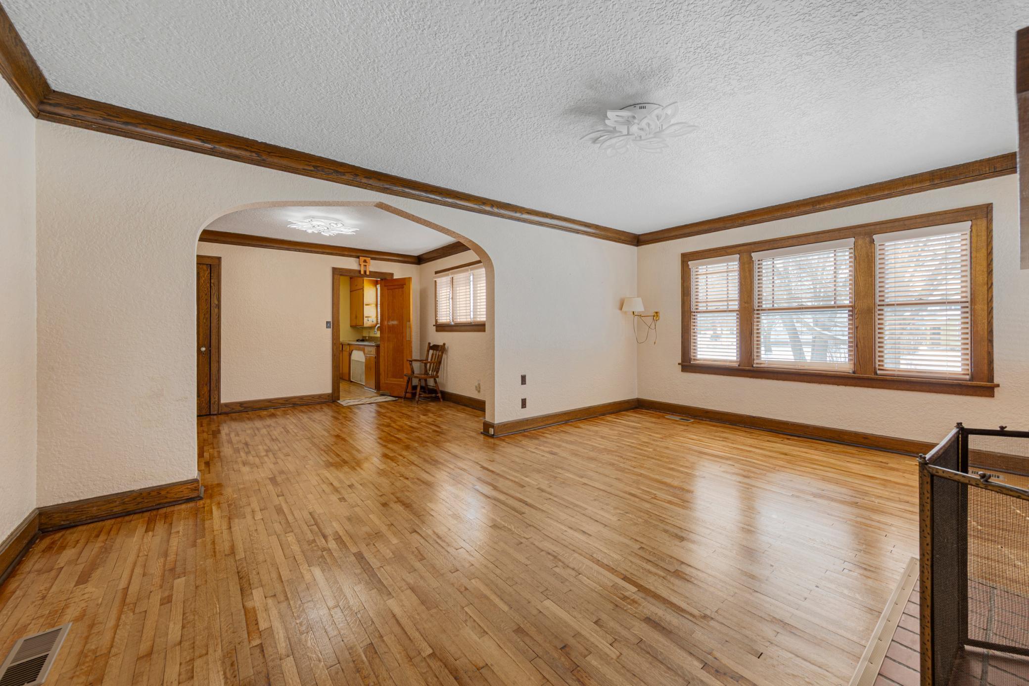 Homes for sale in Saint James, MN | 718 6Th St N, Saint James, MN 56081 | MLS# 7026640