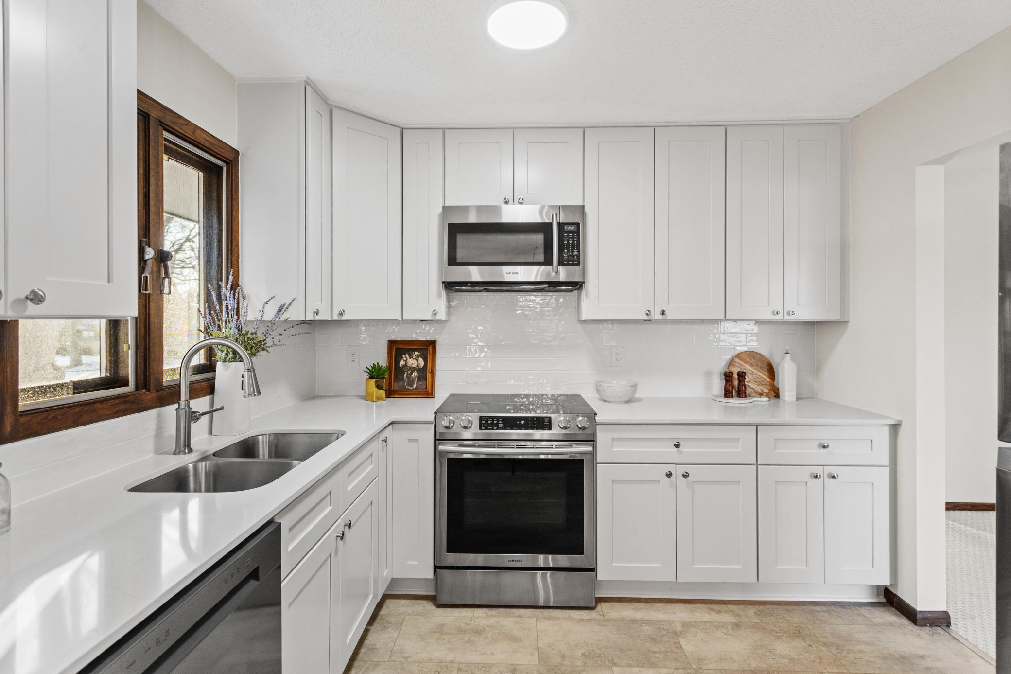 Homes for sale in New Brighton, MN | 1547 20th Ave Nw, New Brighton, MN 55112 | MLS# 7026790