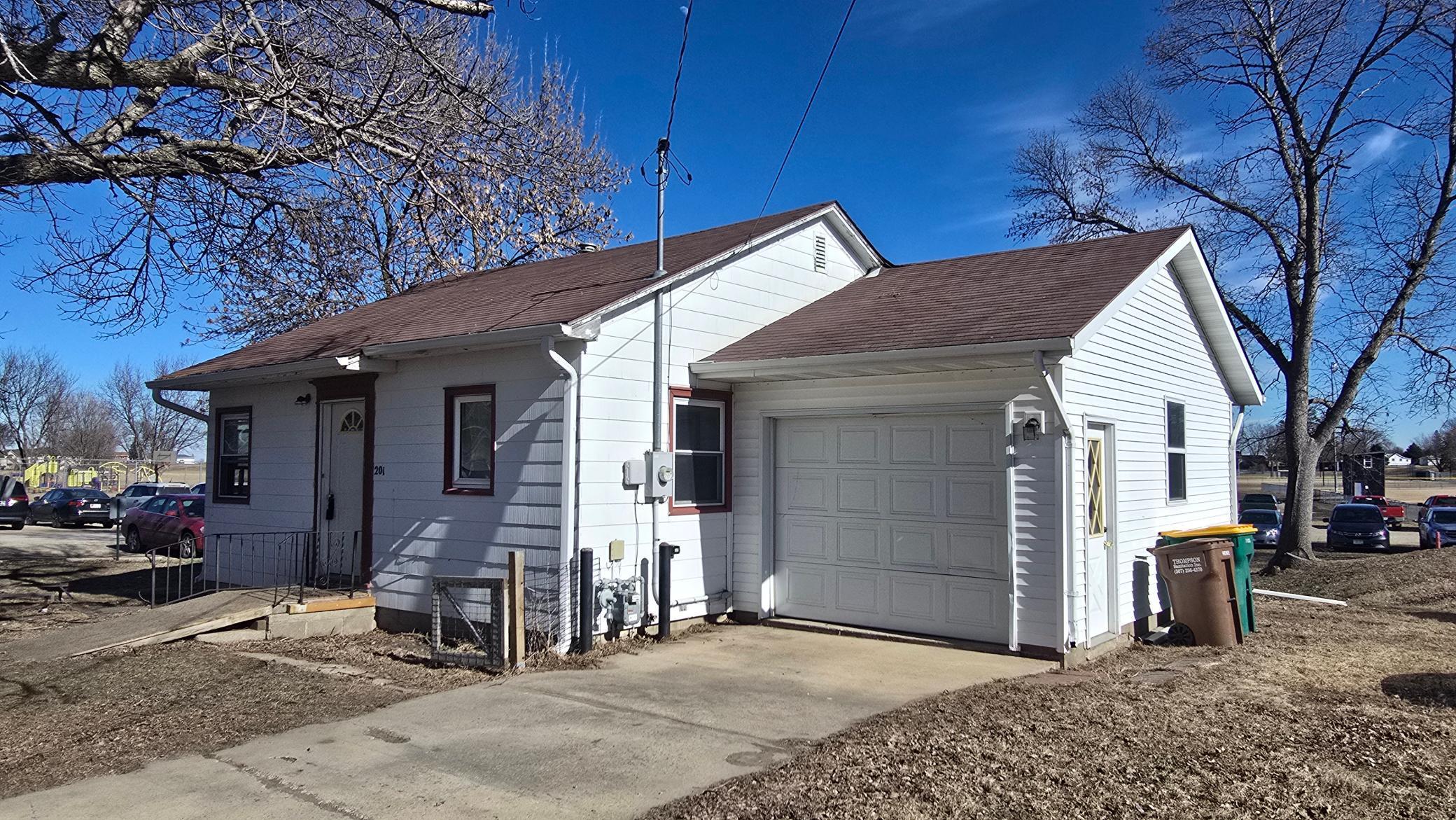 4th image of 201 Euclid St, Alden, MN 56009 | MLS# 7026922