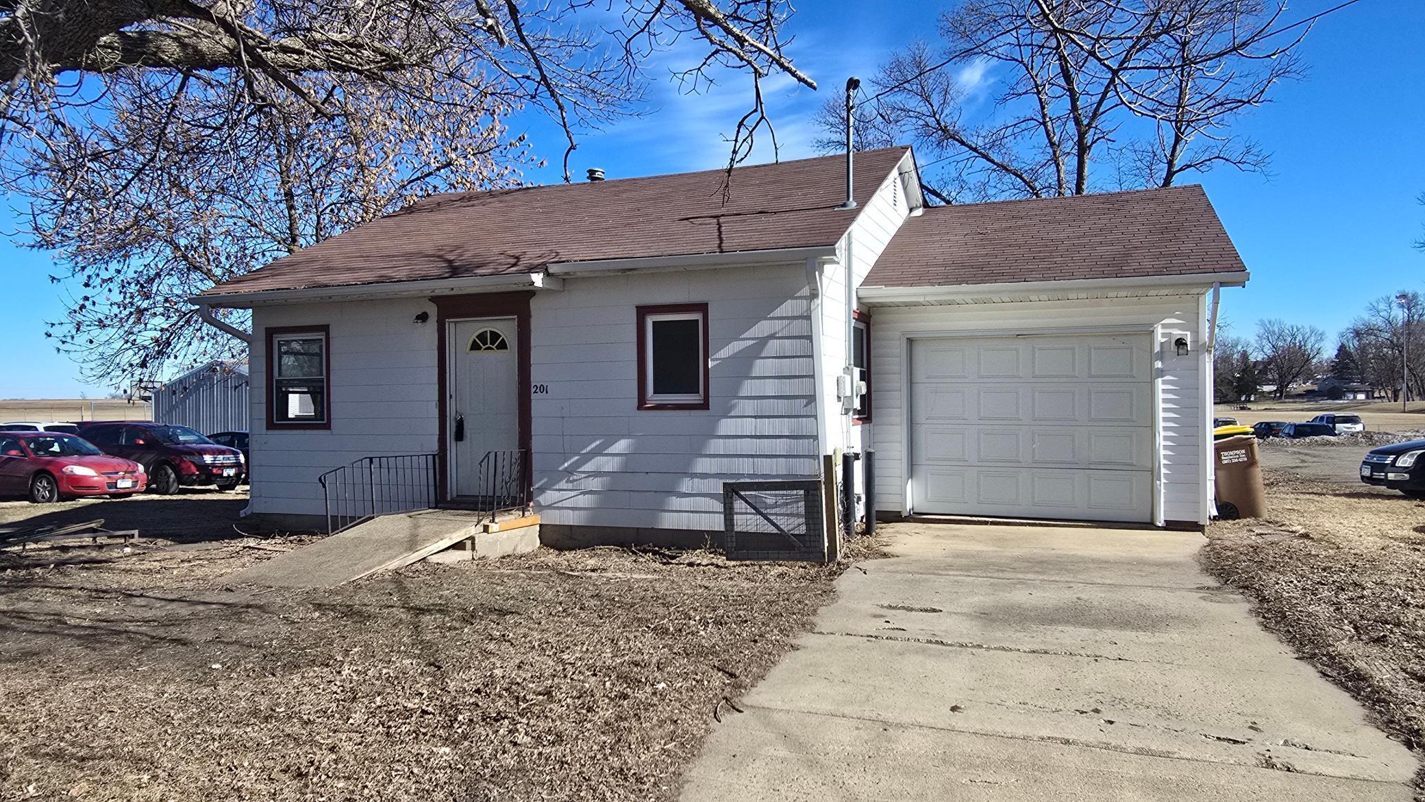 1st image of 201 Euclid St, Alden, MN 56009 | MLS# 7026922