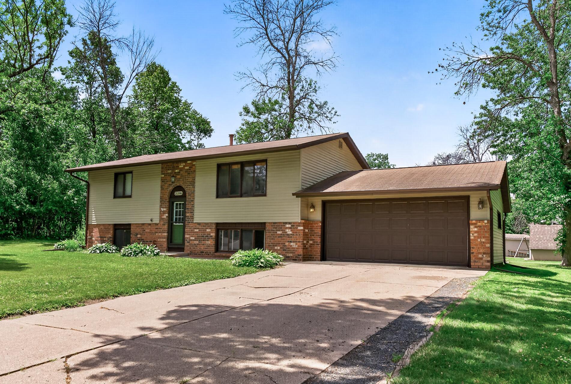 Homes for sale in Forest Lake, MN | 21306 Heath Avenue N Avenue N, Forest Lake, MN 55025 | MLS# 7026933
