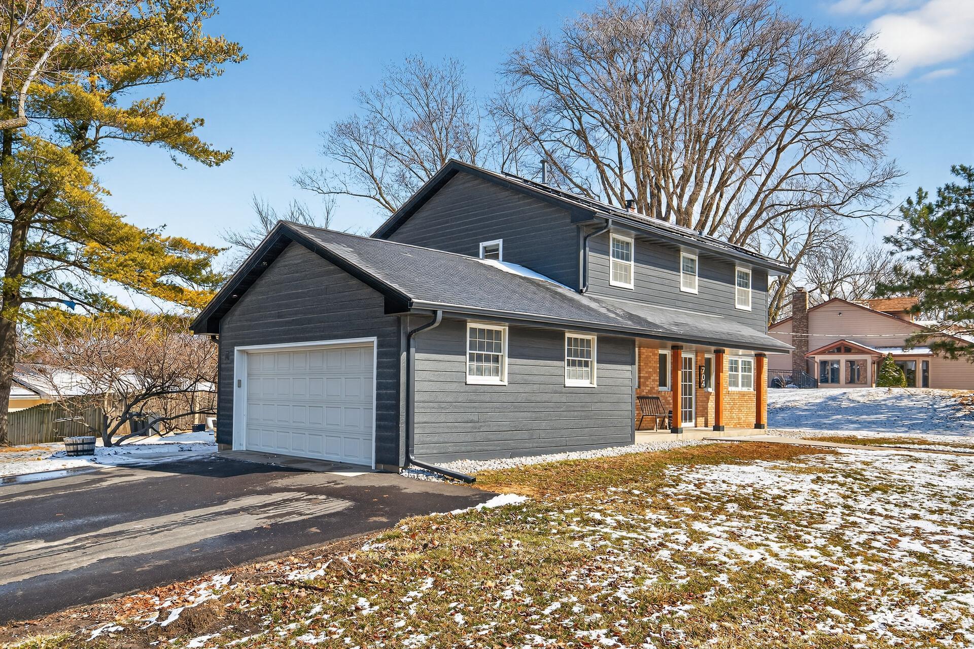 Homes for sale in Burnsville, MN | 704 E 130Th St, Burnsville, MN 55337 | MLS# 7027159