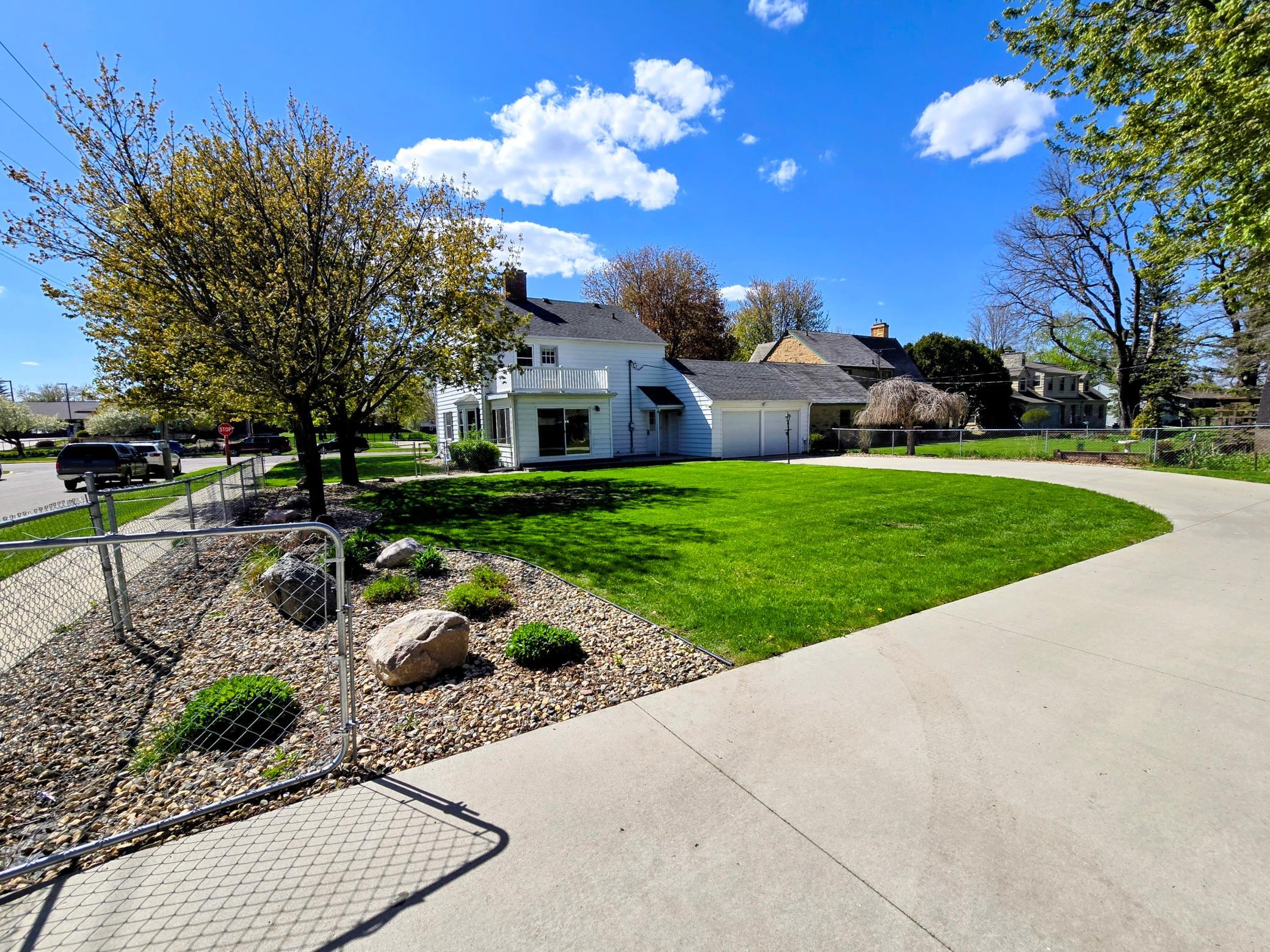 Homes for sale in Pipestone, MN | 831 4th Ave Sw, Pipestone, MN 56164 | MLS# 7027672