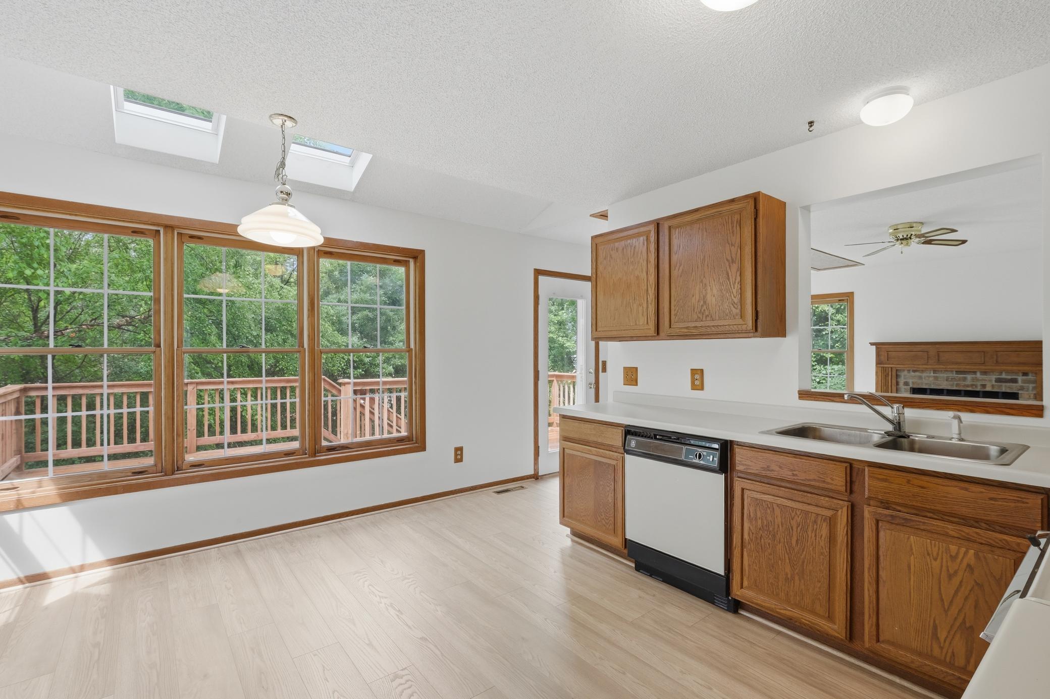 Homes for sale in Chanhassen, MN | 6621 Arlington Ct, Chanhassen, MN 55317 | MLS# 7027749