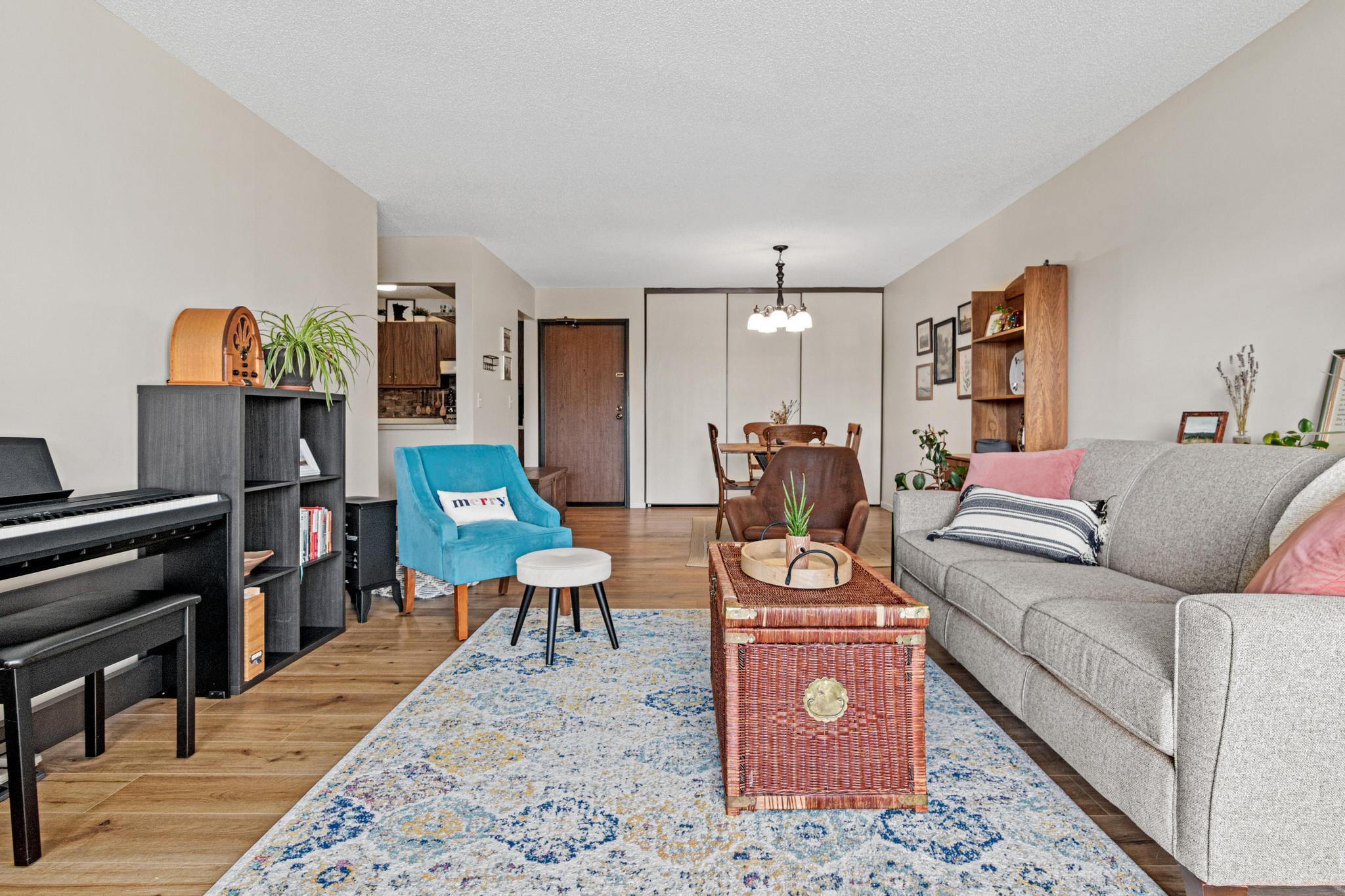 Homes for sale in Eagan, MN | 1871 Silver Bell Rd #309, Eagan, MN 55122 | MLS# 7027880