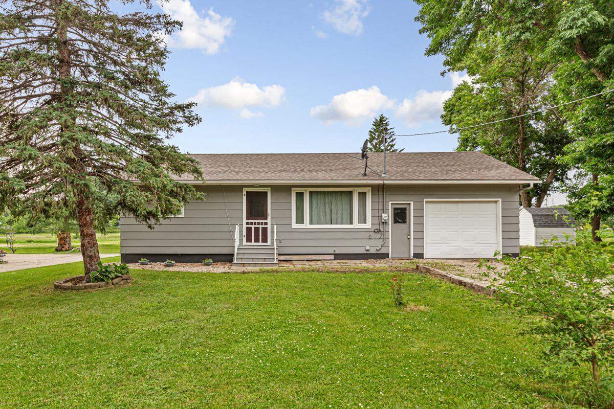 Homes for sale in Minnesota Lake, MN | 307 Dove St, Minnesota Lake, MN 56068 | MLS# 7027971