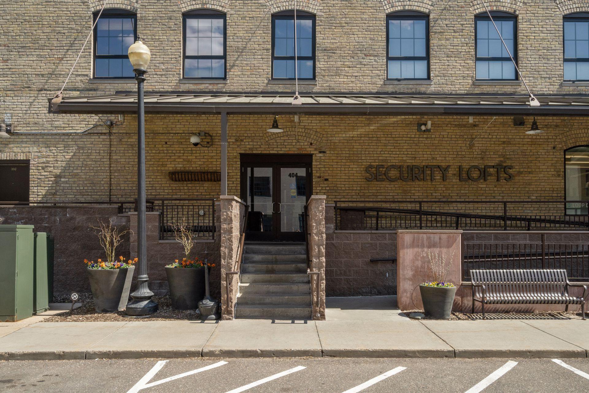 Homes for sale in Minneapolis, MN | 404 Washington Avenue, Minneapolis, MN 55401 | Houzeo