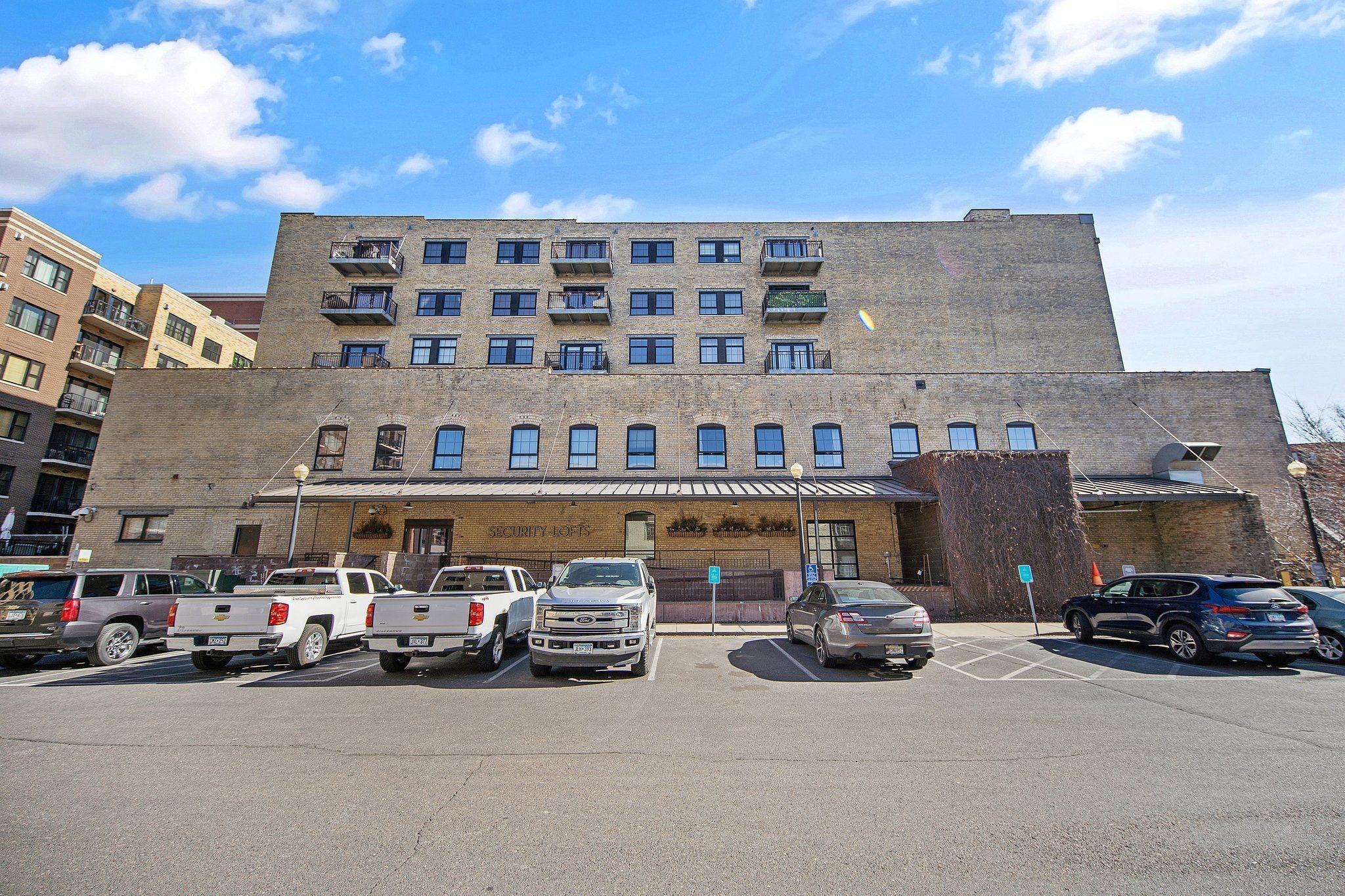 Homes for sale in Minneapolis, MN | 404 Washington Ave N #304, Minneapolis, MN 55401 | MLS# 7028066