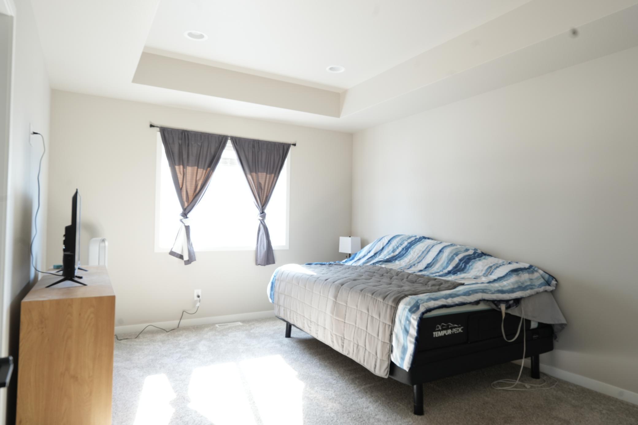 Homes for sale in Fargo, ND | 7330 26Th St S, Fargo, ND 58104 | MLS# 7028291