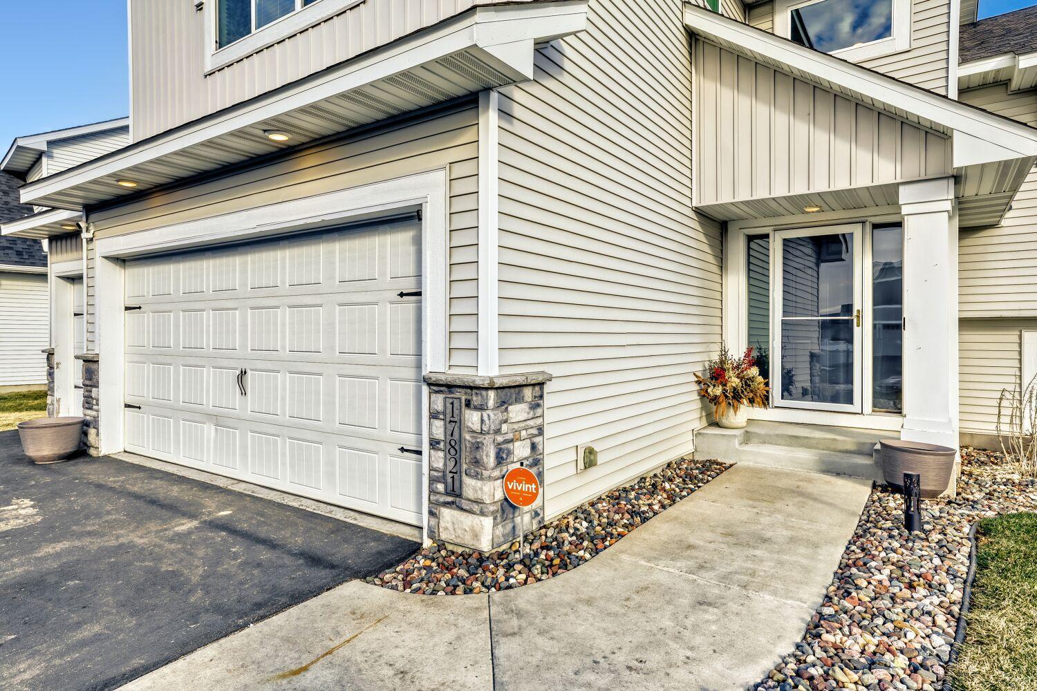 2nd image of 17821 Essex Ln, Lakeville, MN 55044 | MLS# 7028507