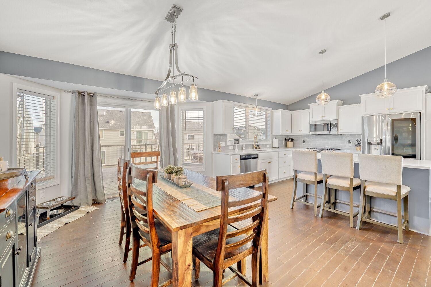 5th image of 17821 Essex Ln, Lakeville, MN 55044 | MLS# 7028507