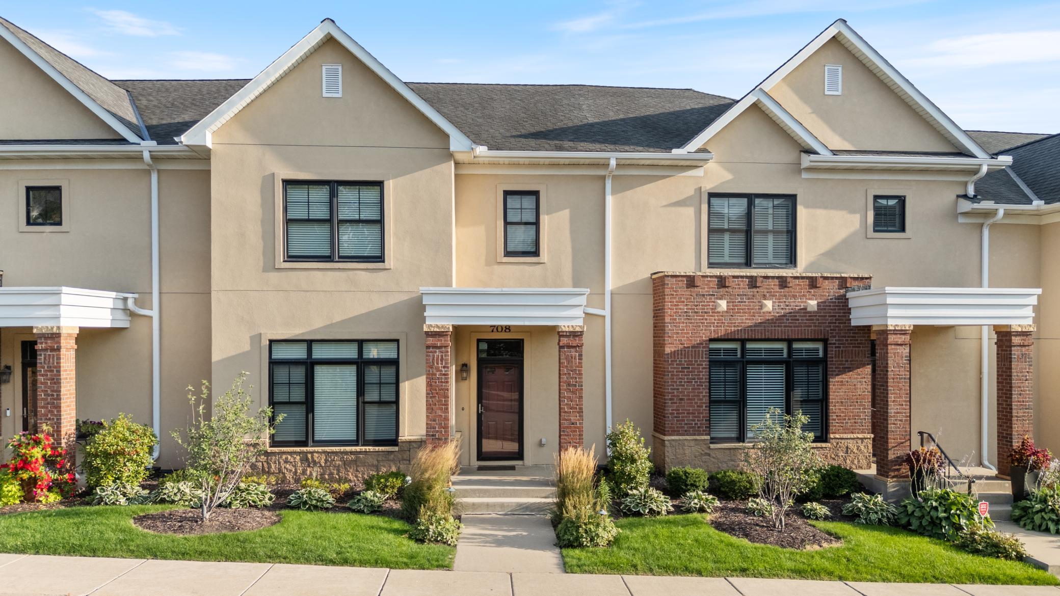 Homes for sale in Mendota Heights, MN | 708 Linden St, Mendota Heights, MN 55118 | MLS# 7028578