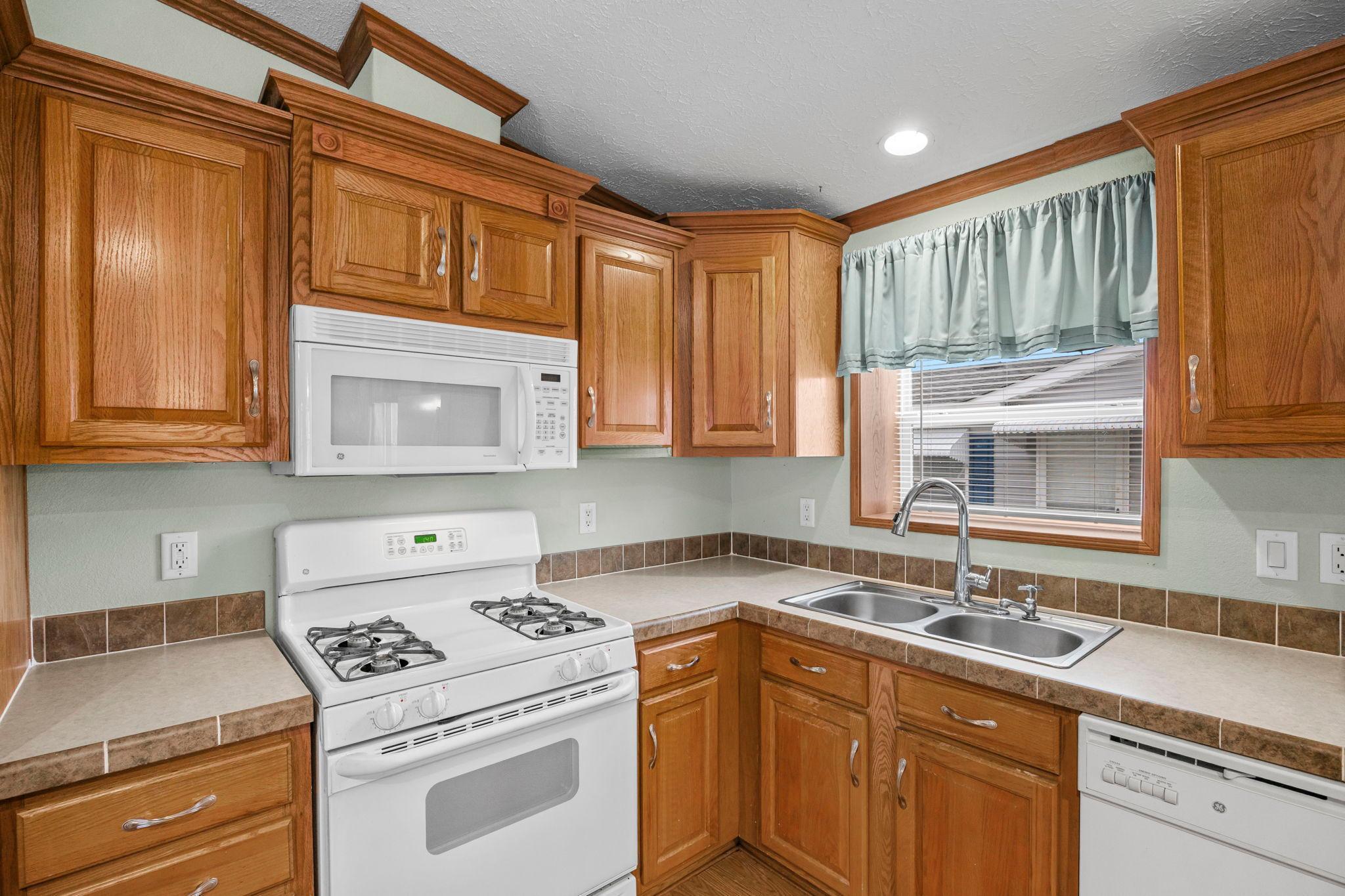 Homes for sale in Lindstrom, MN | 30160 Olinda Trl #118, Lindstrom, MN 55045 | MLS# 7028882