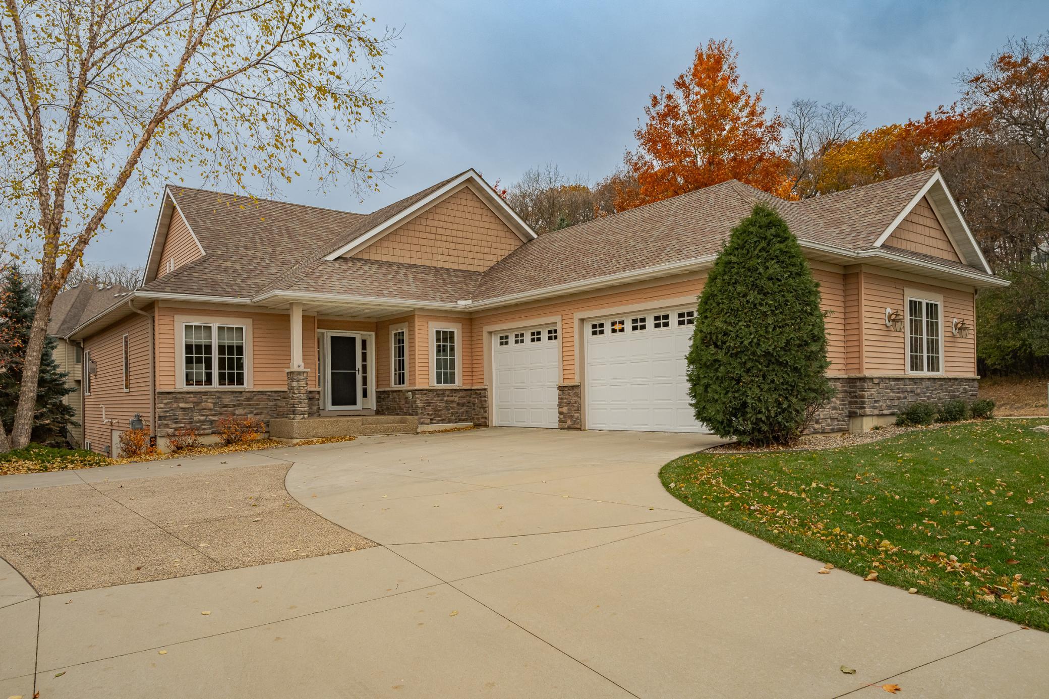 1st image of 1598 Salem Ct Sw, Rochester, MN 55902 | MLS# 7028883