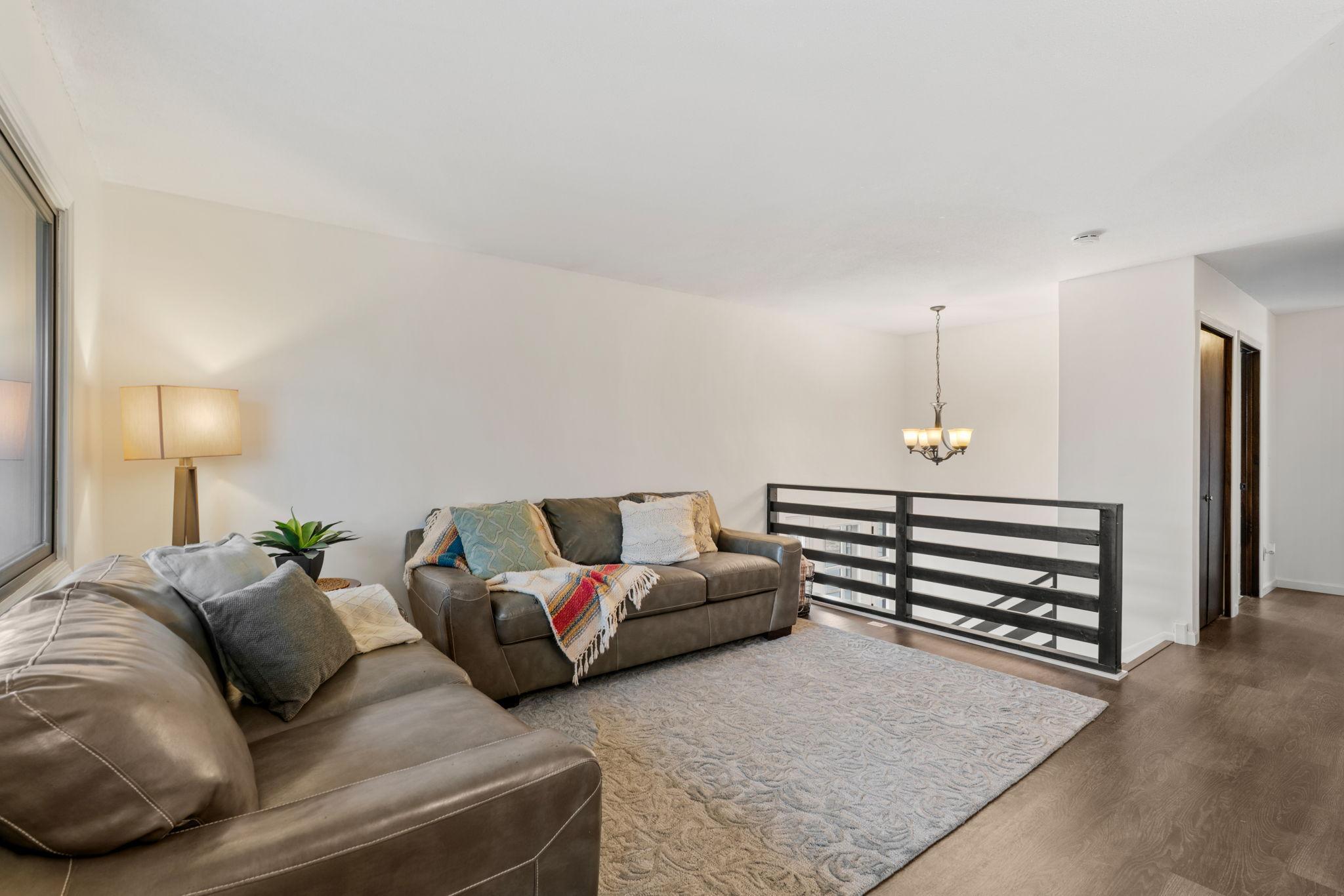 Homes for sale in Oakdale, MN | 6558 Upper 35Th St N, Oakdale, MN 55128 | MLS# 7029284