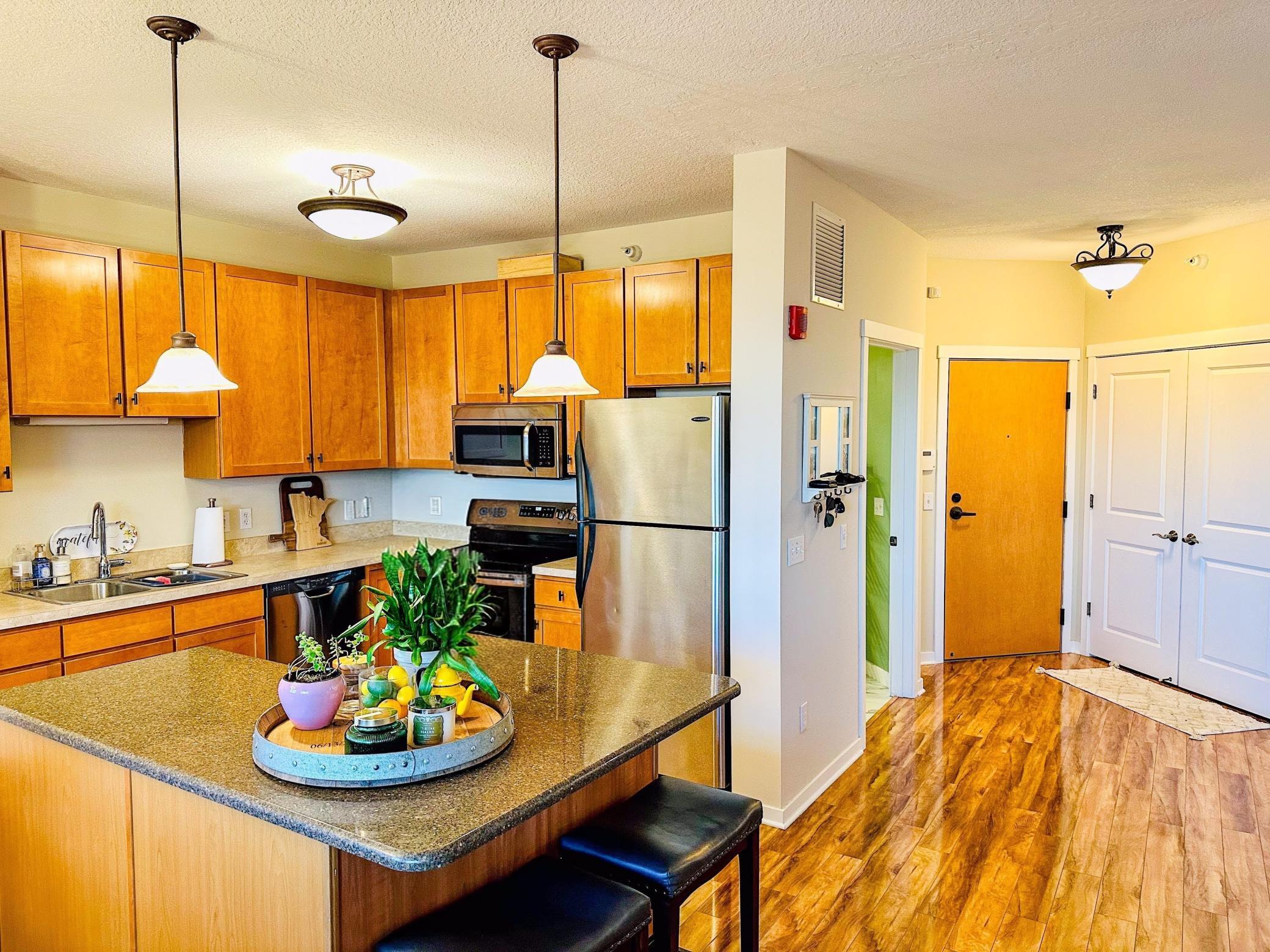 Homes for sale in Columbia Heights, MN | 1070 Grandview Ct Ne #304, Columbia Heights, MN 55421 | MLS# 7029423