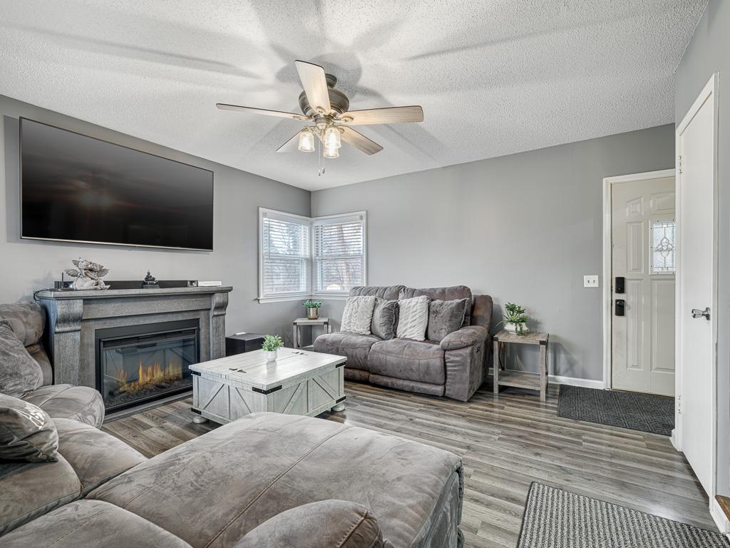 Homes for sale in Fridley, MN | 1251 Gardena Ave Ne, Fridley, MN 55432 | MLS# 7029821