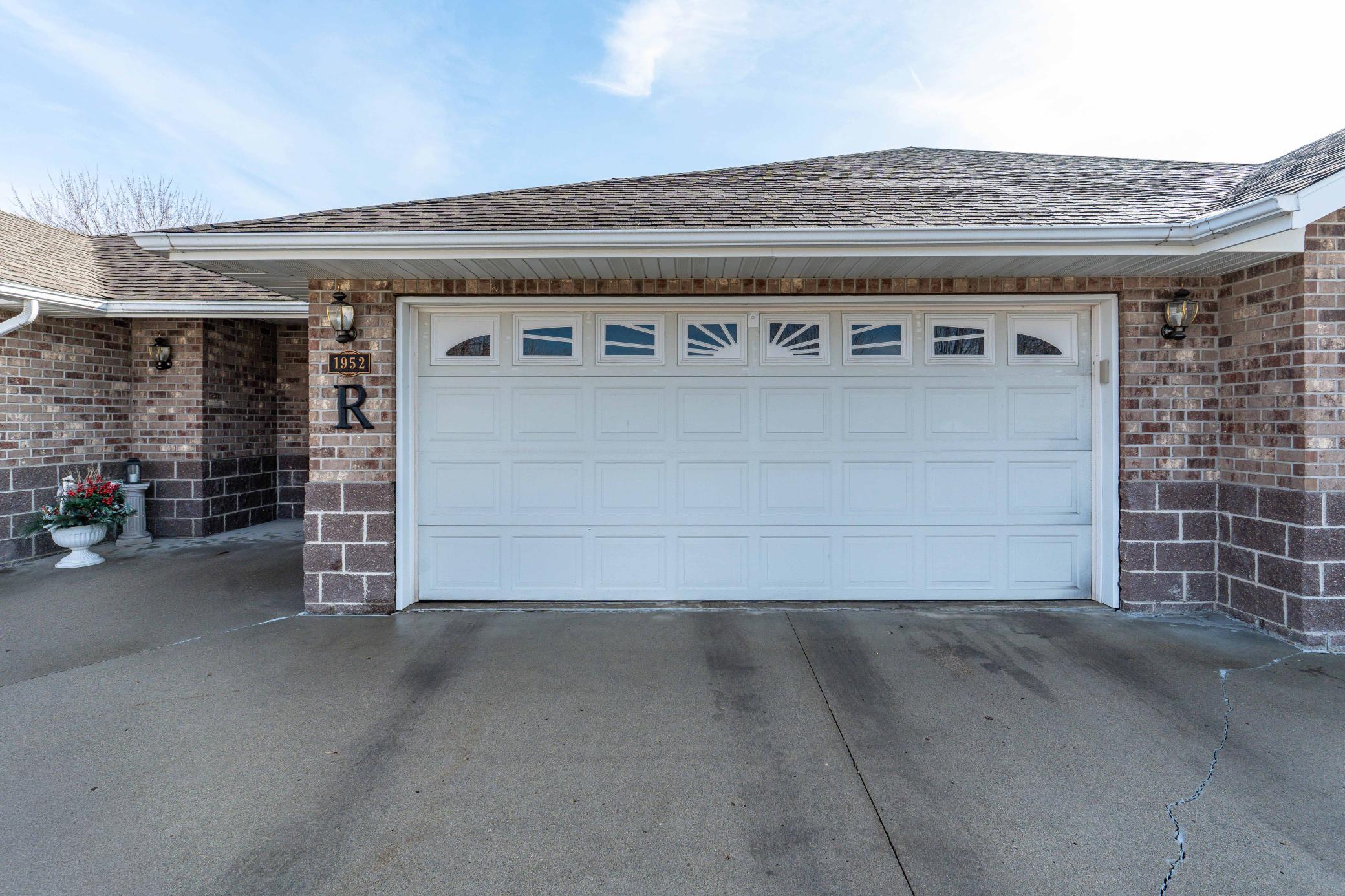 Homes for sale in Fergus Falls, MN | 1952 Oakwood Vw, Fergus Falls, MN 56537 | MLS# 7029900