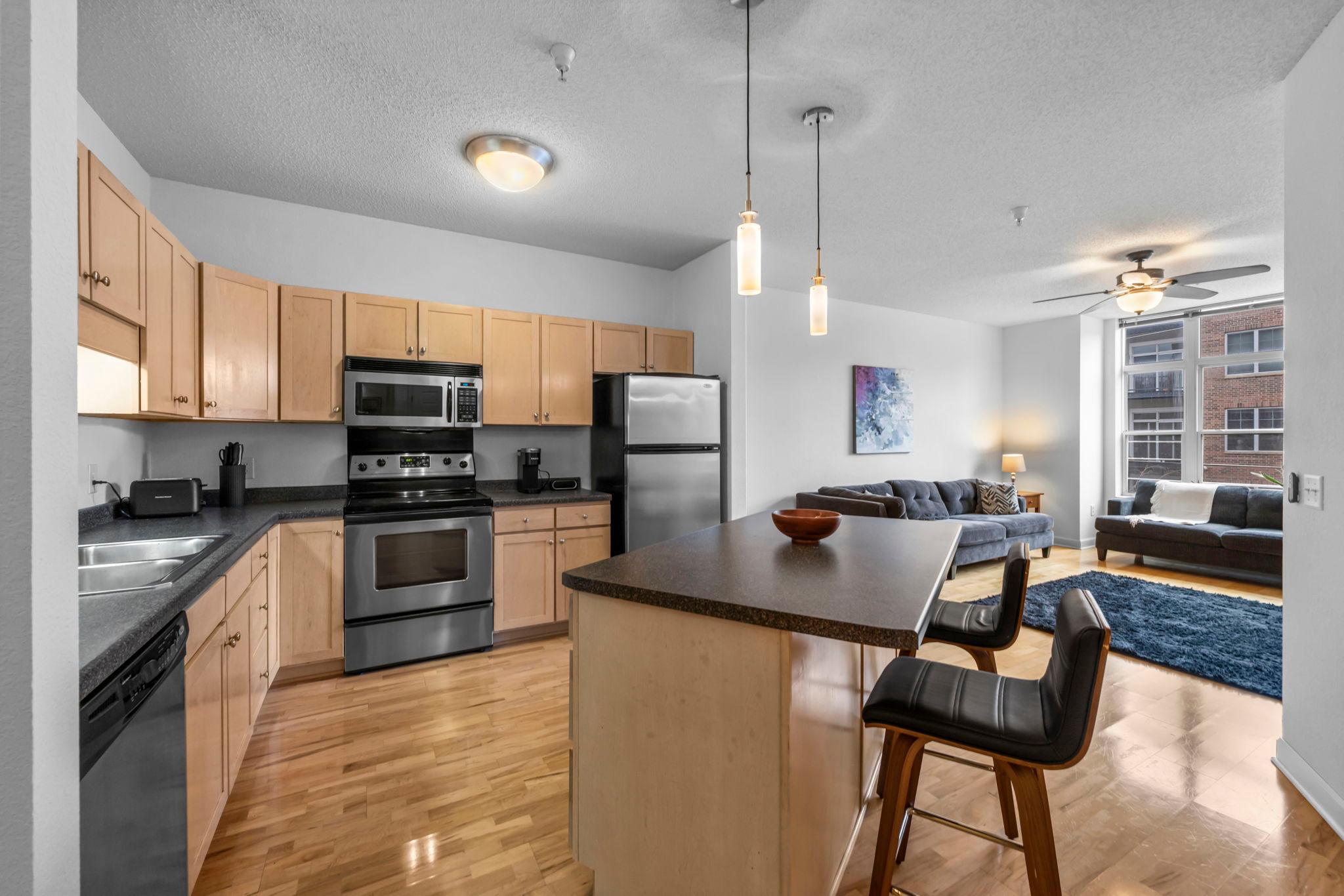 Homes for sale in Minneapolis, MN | 310 E 18th St #201, Minneapolis, MN 55404 | MLS# 7030007