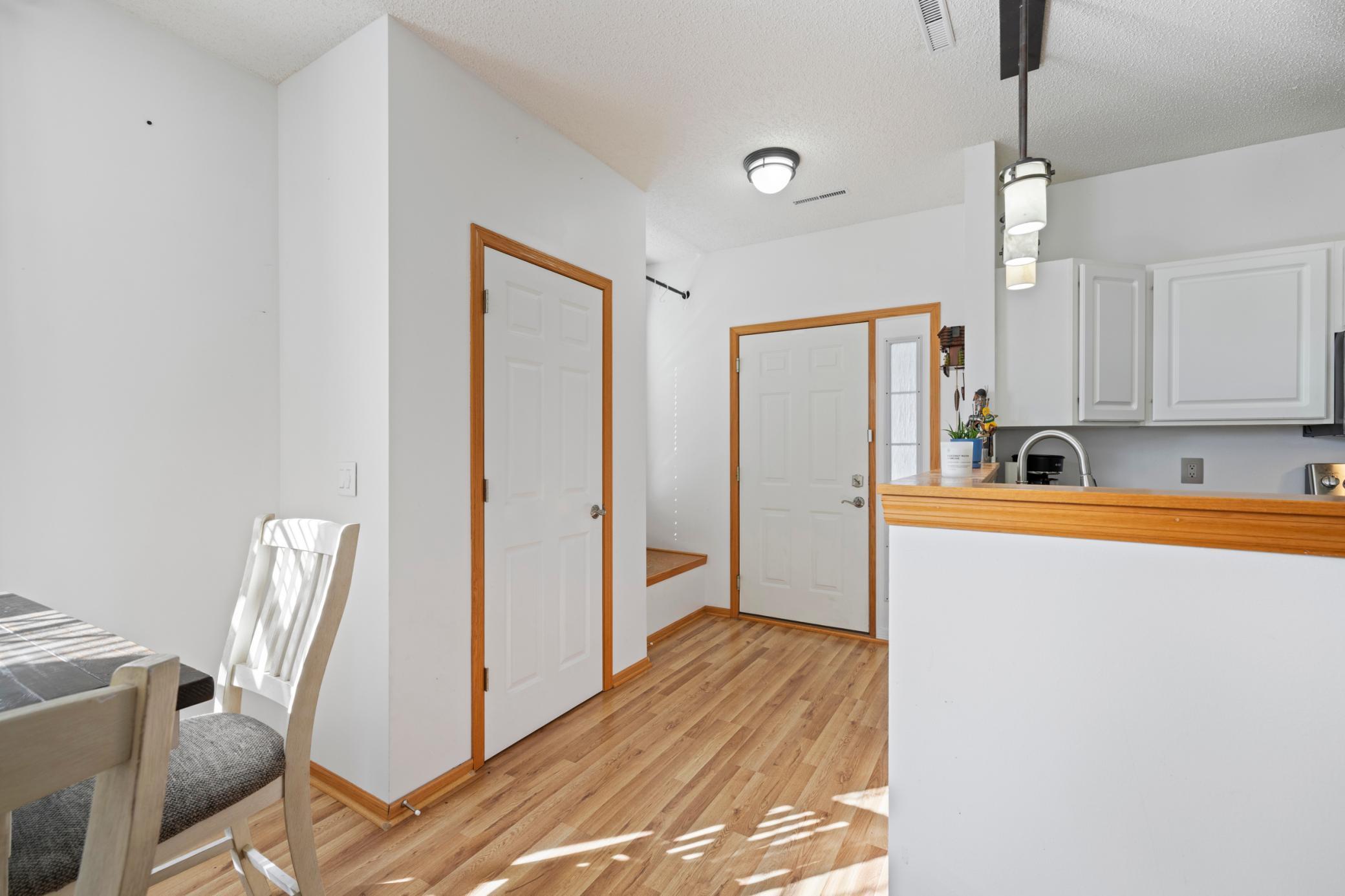 Homes for sale in Shakopee, MN | 1667 Countryside Dr, Shakopee, MN 55379 | MLS# 7030370