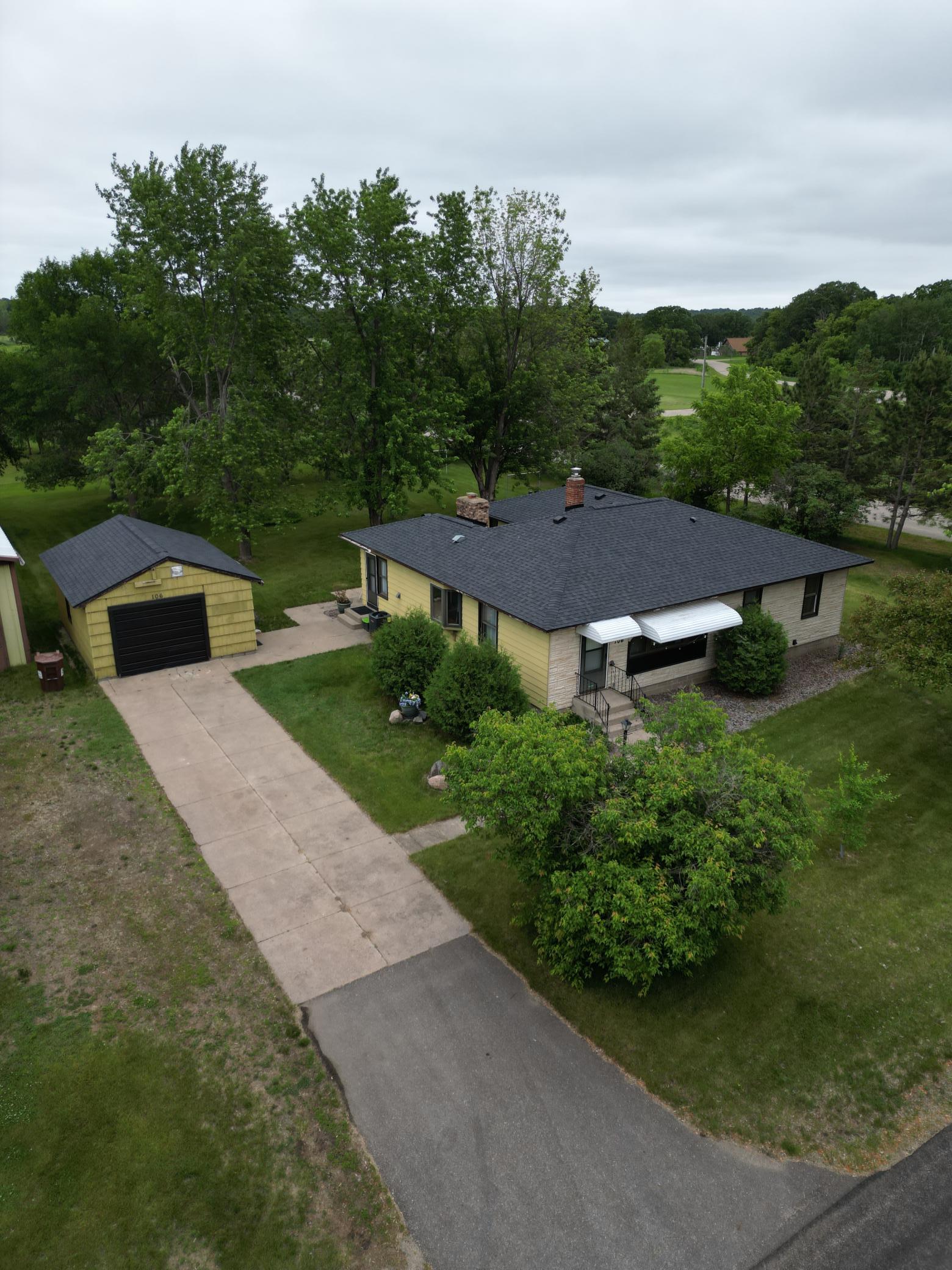 Homes for sale in Ottertail, MN | 106 Oak Ave, Ottertail, MN 56571 | MLS# 7030645