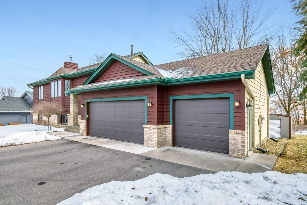 Homes for sale in Chaska, MN | 2658 Shadow Ln, Chaska, MN 55318 | MLS# 7030779