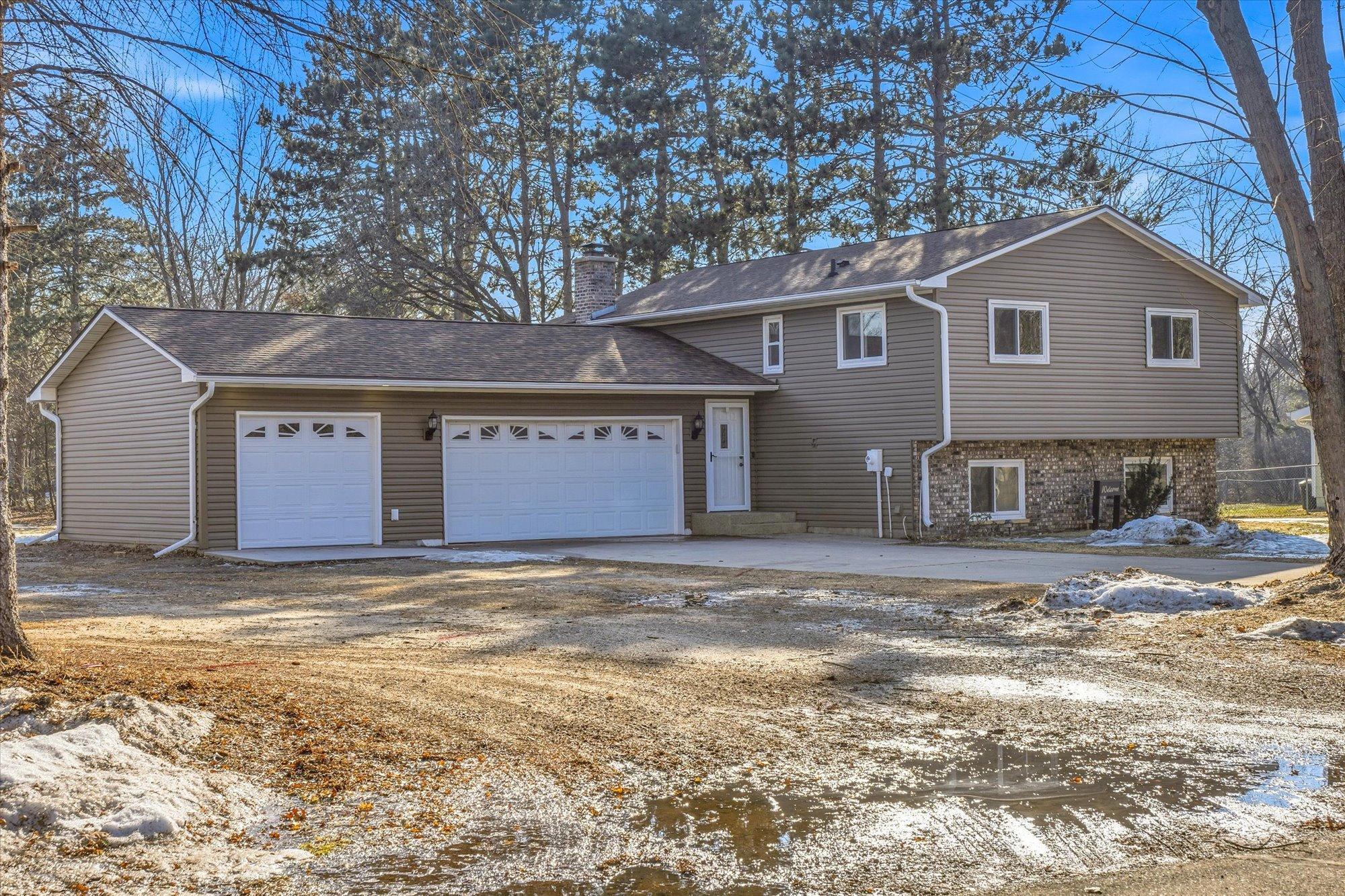 Homes for sale in Wyoming, MN | 5821 268th St, Wyoming, MN 55092 | MLS# 7030820