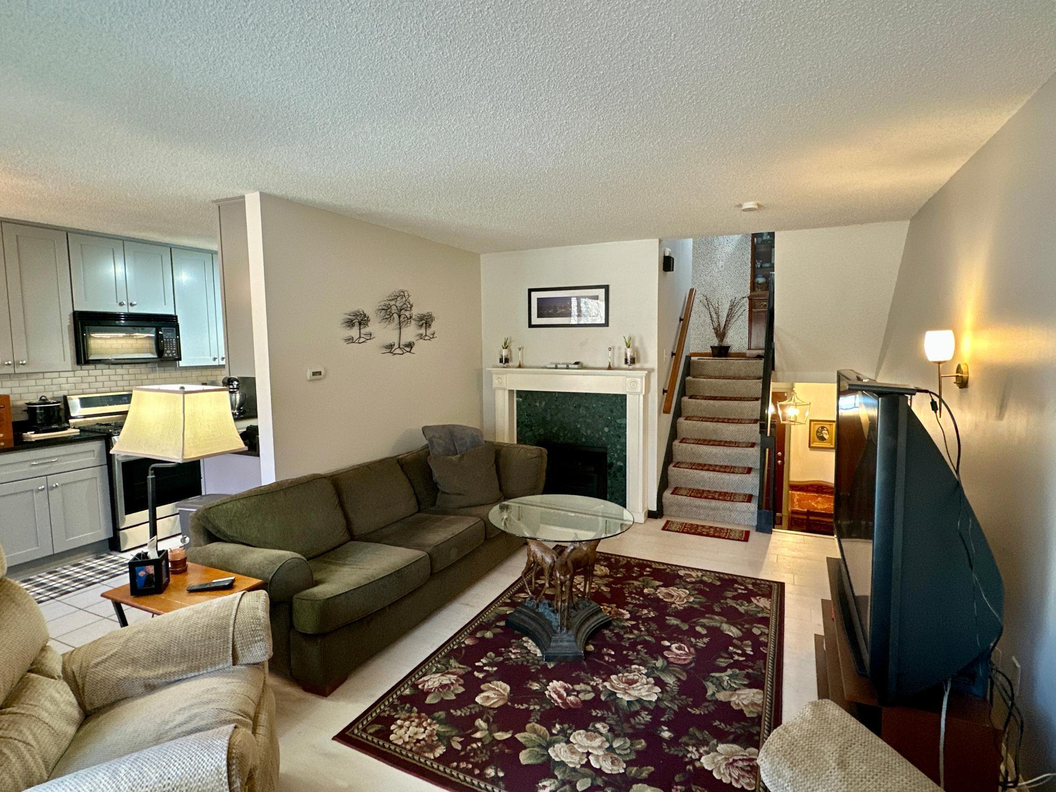 Homes for sale in Eagan, MN | 1621 City View Dr, Eagan, MN 55121 | MLS# 7030857