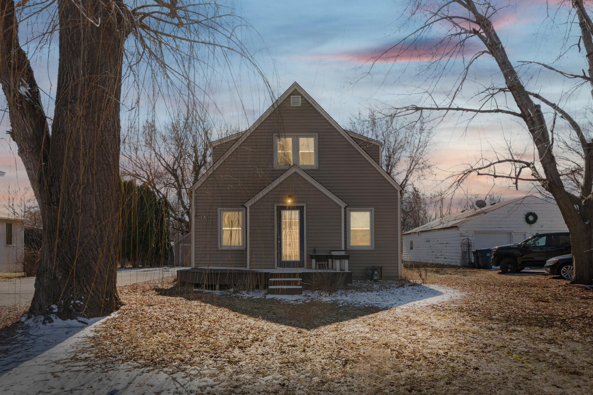 Homes for sale in Lakeville, MN | 8782 210Th St W, Lakeville, MN 55044 | MLS# 7031385