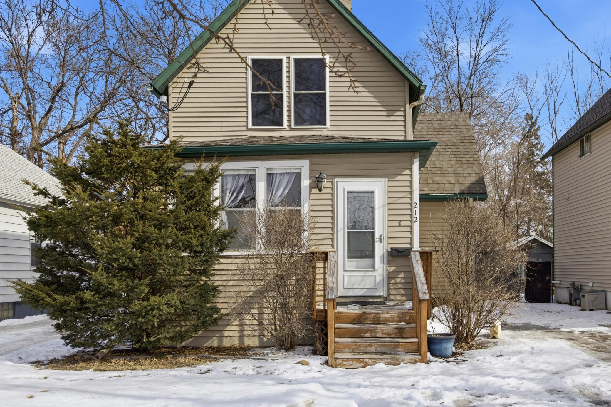 Homes for sale in Moorhead, MN | 212 11Th St S, Moorhead, MN 56560 | MLS# 7031824