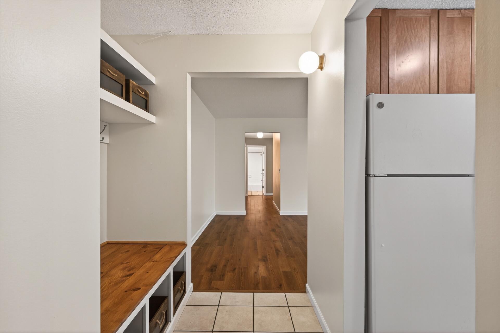 4th image of 4624 Cedar Lake Rd S, St. Louis Park, MN 55416