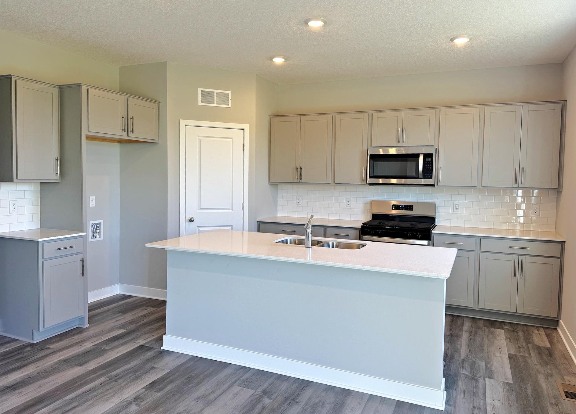 2nd image of 23125 Ashbury Dr, Rogers, MN 55374 | MLS# 7032166
