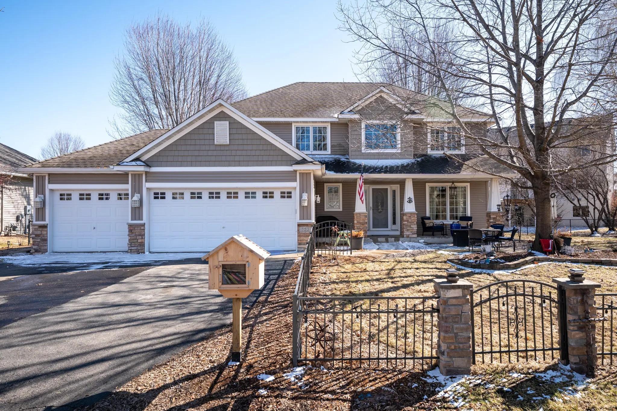 Homes for sale in Hastings, MN | 723 36Th St W, Hastings, MN 55033 | MLS# 7032213