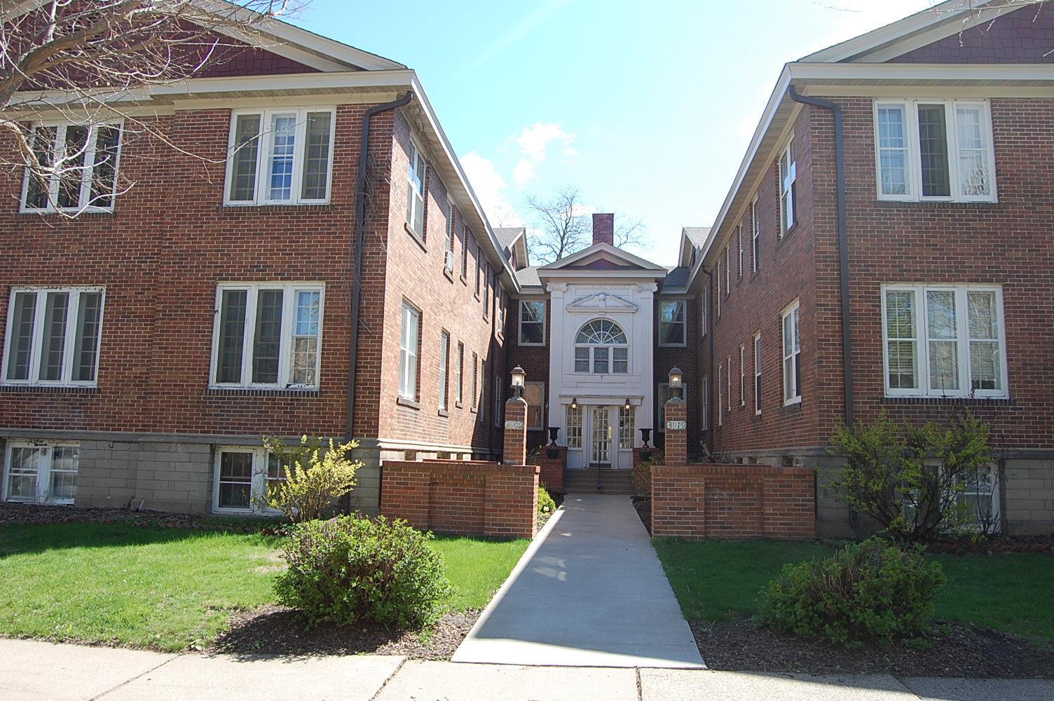4th image of 3909 Aldrich Ave S, Minneapolis, MN 55409