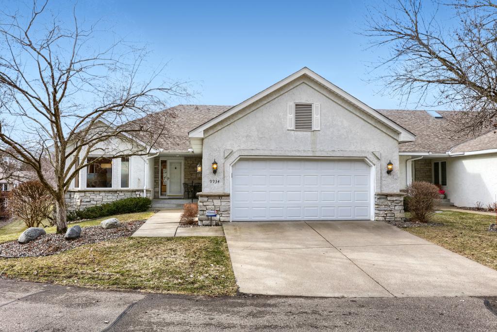 Homes for sale in Eden Prairie, MN | 9934 Old Wagon Trail, Eden Prairie, MN 55347 | MLS# 7032859