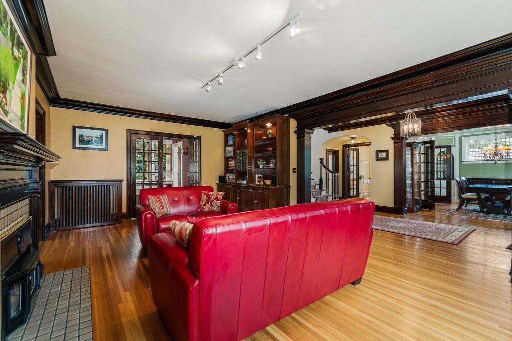 Homes for sale in Chippewa Falls, WI | 707 W Columbia St, Chippewa Falls, WI 54729 | MLS# 7033255