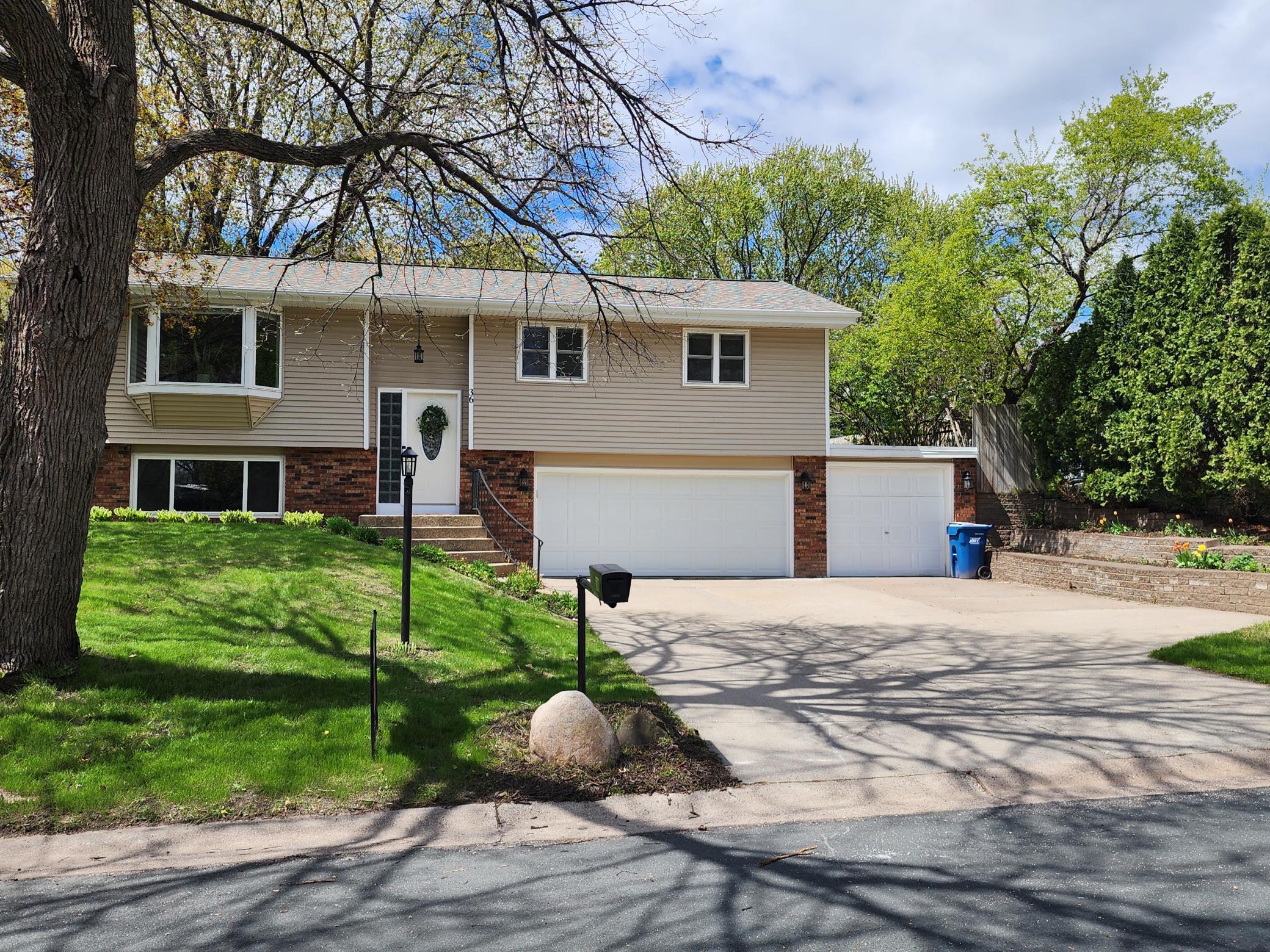 Homes for sale in New Brighton, MN | 36 13th Ave Sw, New Brighton, MN 55112 | MLS# 7033272
