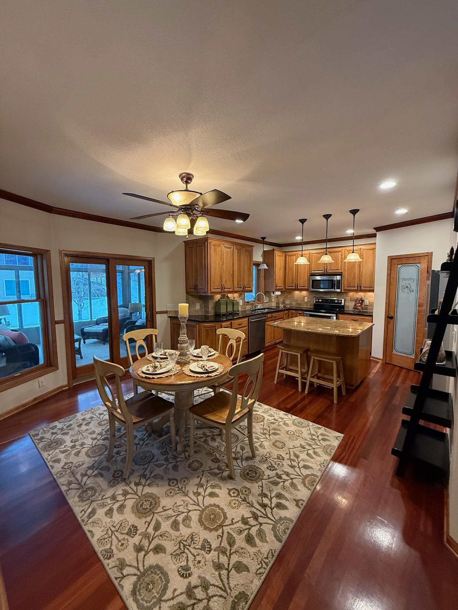 4th image of 340 S Owasso Blvd W, Saint Paul, MN 55113 | MLS# 7033391