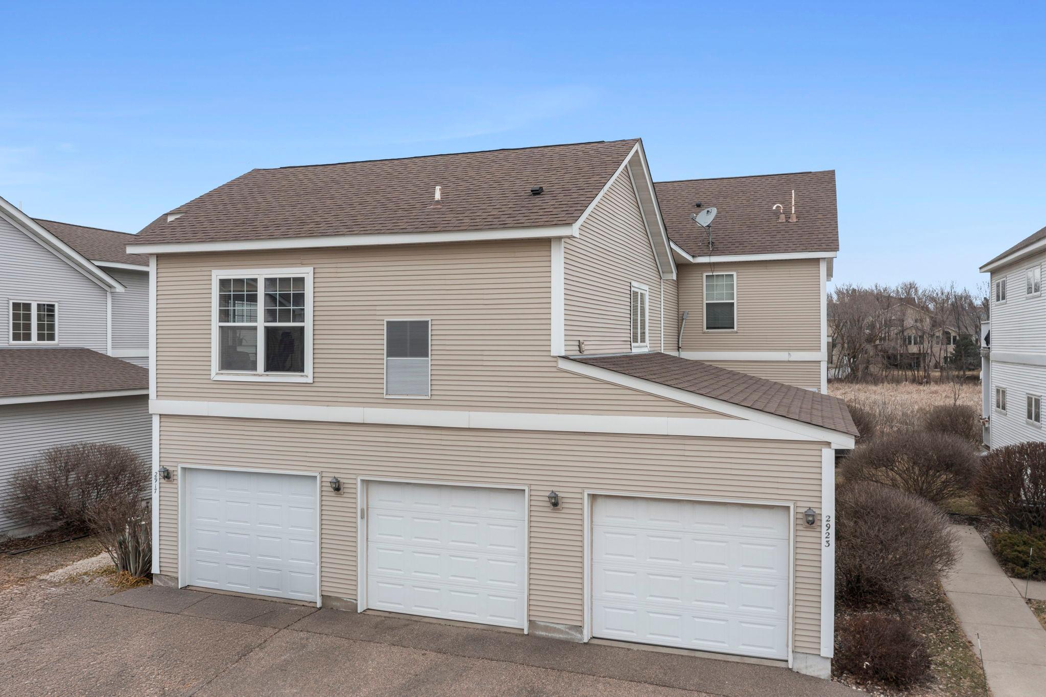 Homes for sale in Chaska, MN | 2923 Hemingway Dr, Chaska, MN 55318 | MLS# 7033461