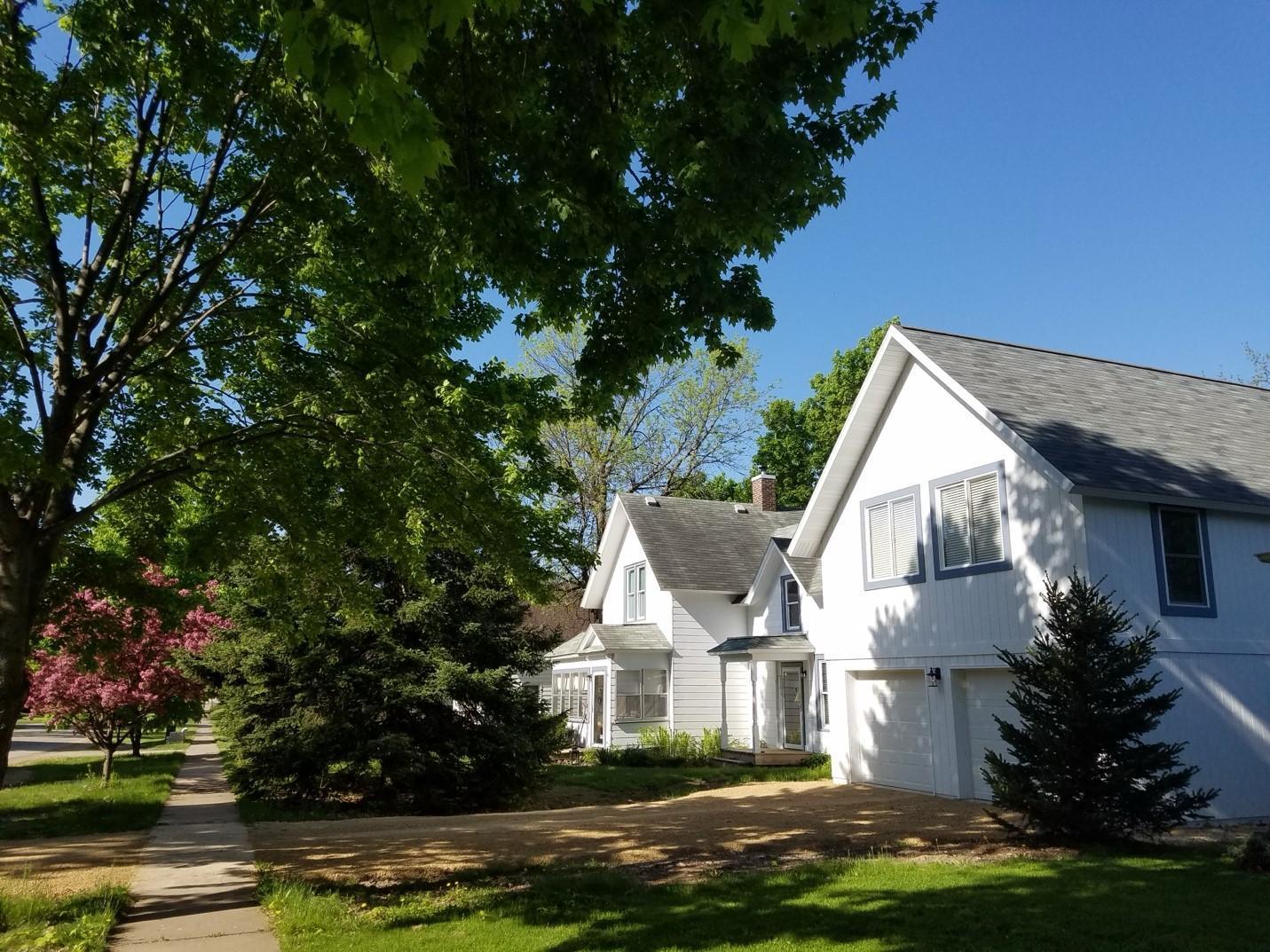 Homes for sale in Pepin, WI | 412 Main St, Pepin, WI 54759 | MLS# 7033596