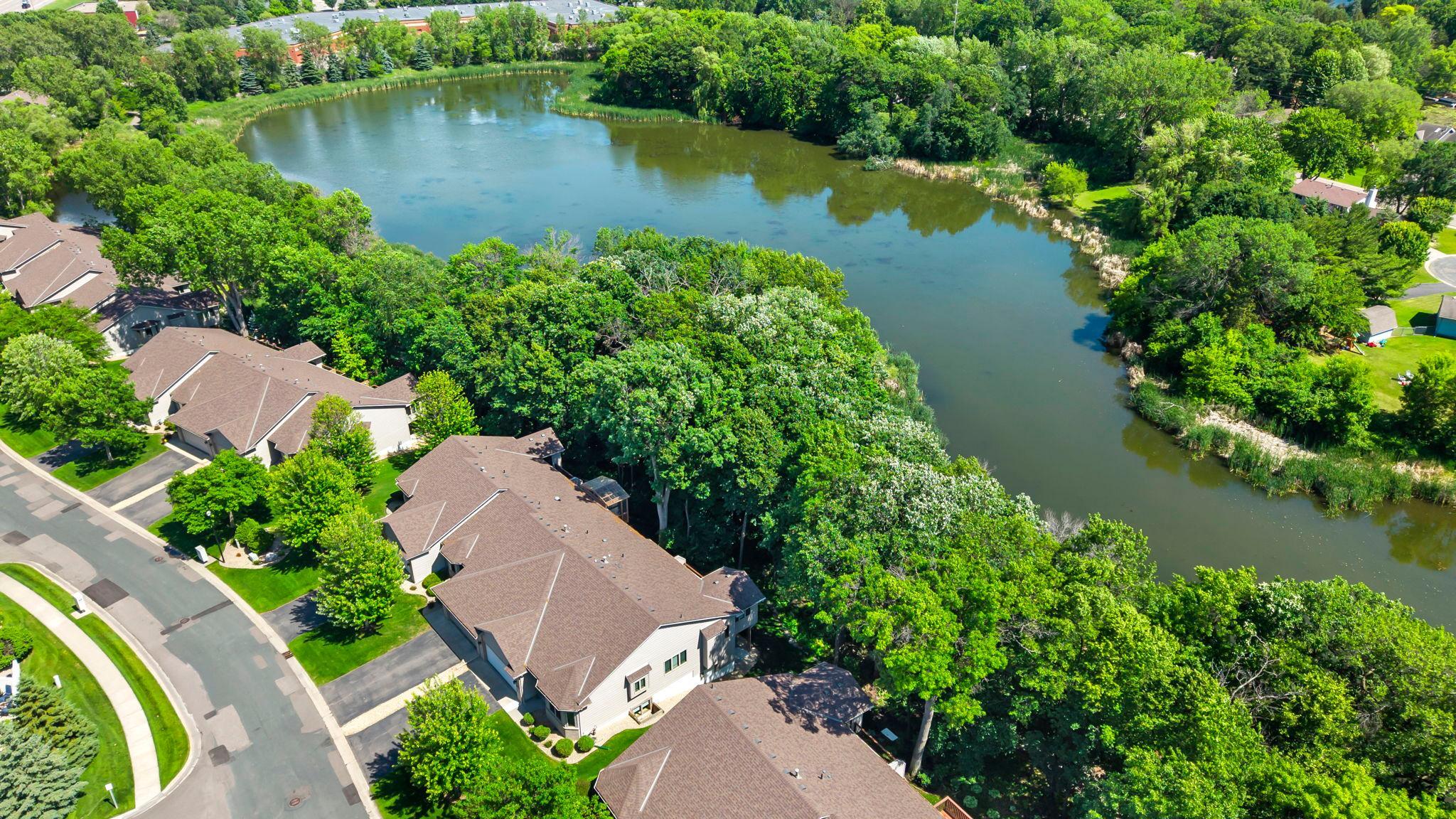 2nd image of 12569 74th Ave N, Maple Grove, MN 55369 | MLS# 7033652
